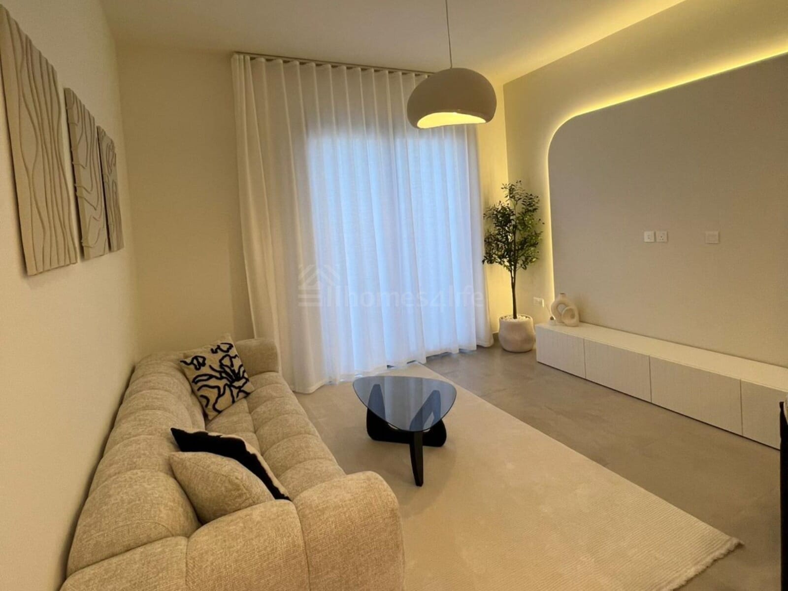 FULLY FURNISHED | LUXURY 1 BR | MODERN FINISHES