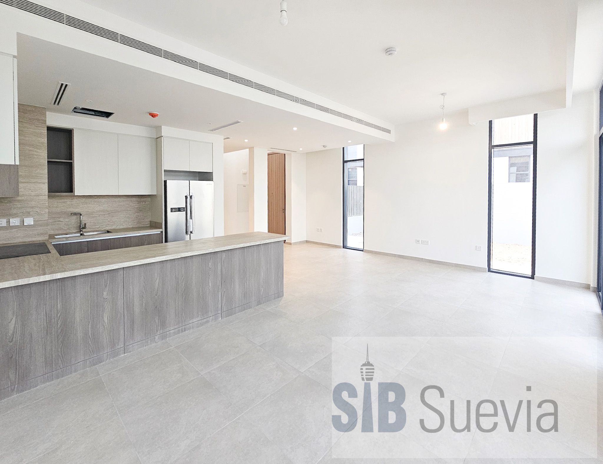 4 BED | Newly Handed Over | On Park