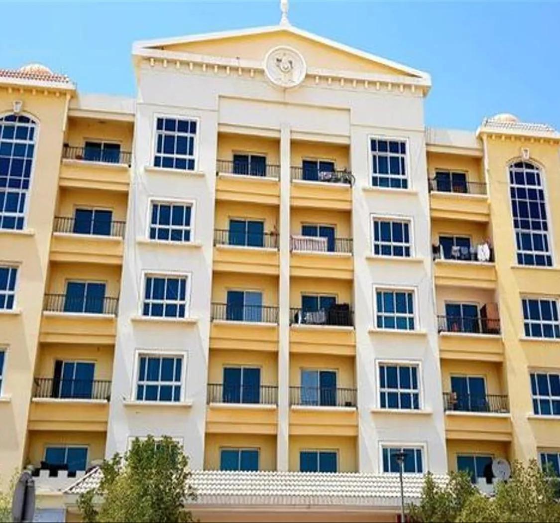 Spacious Layout | Vacant Unit | Prime Location