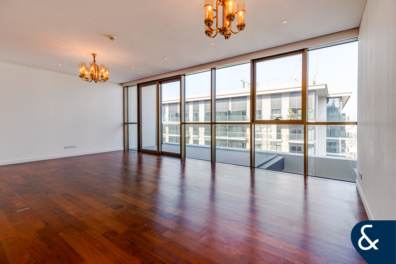 Unfurnished | High Floor | 3 Bed | Maids