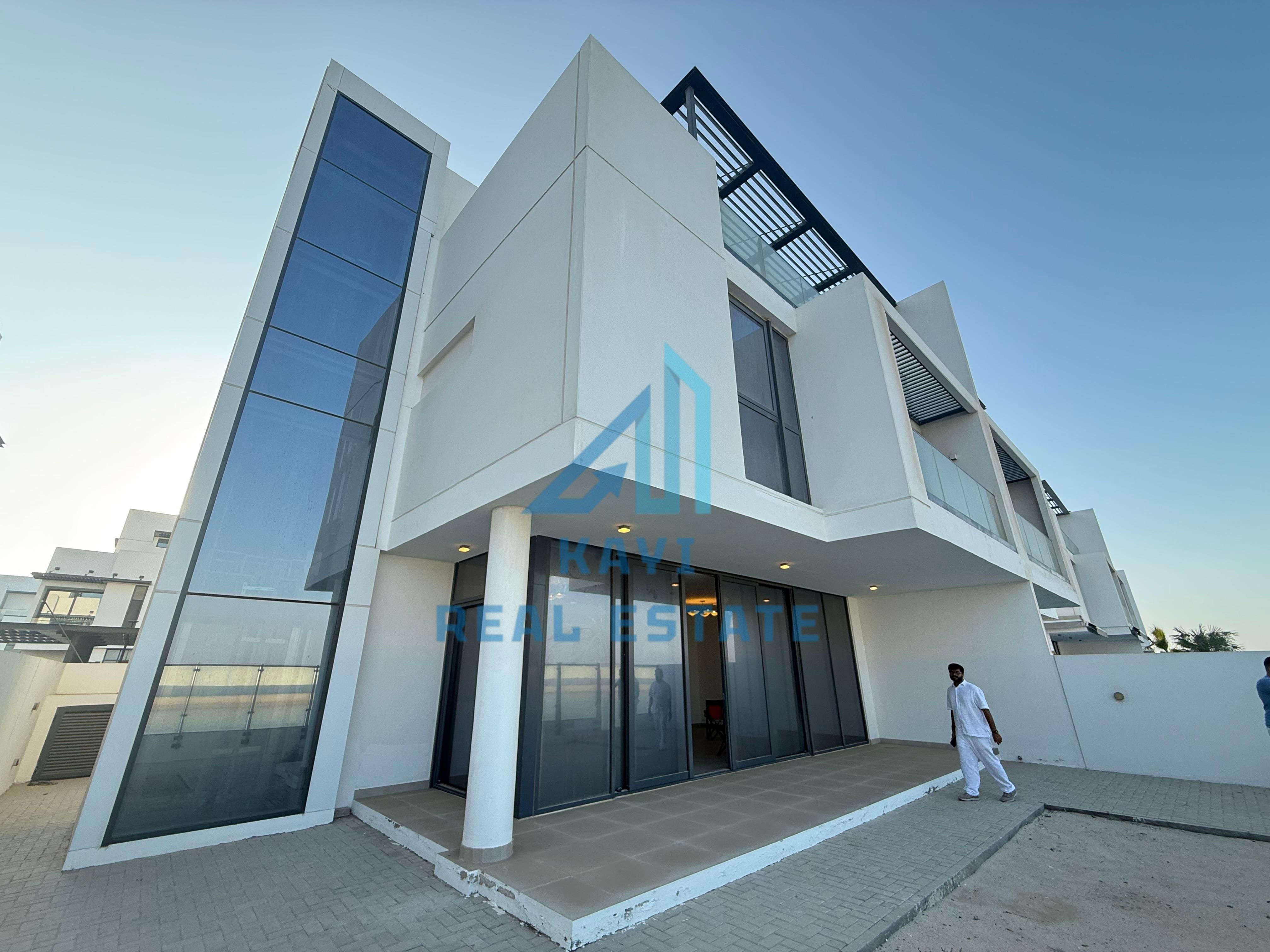 Spacious 5BR All En-suite | Prime Location | Sharjah Waterfront City
