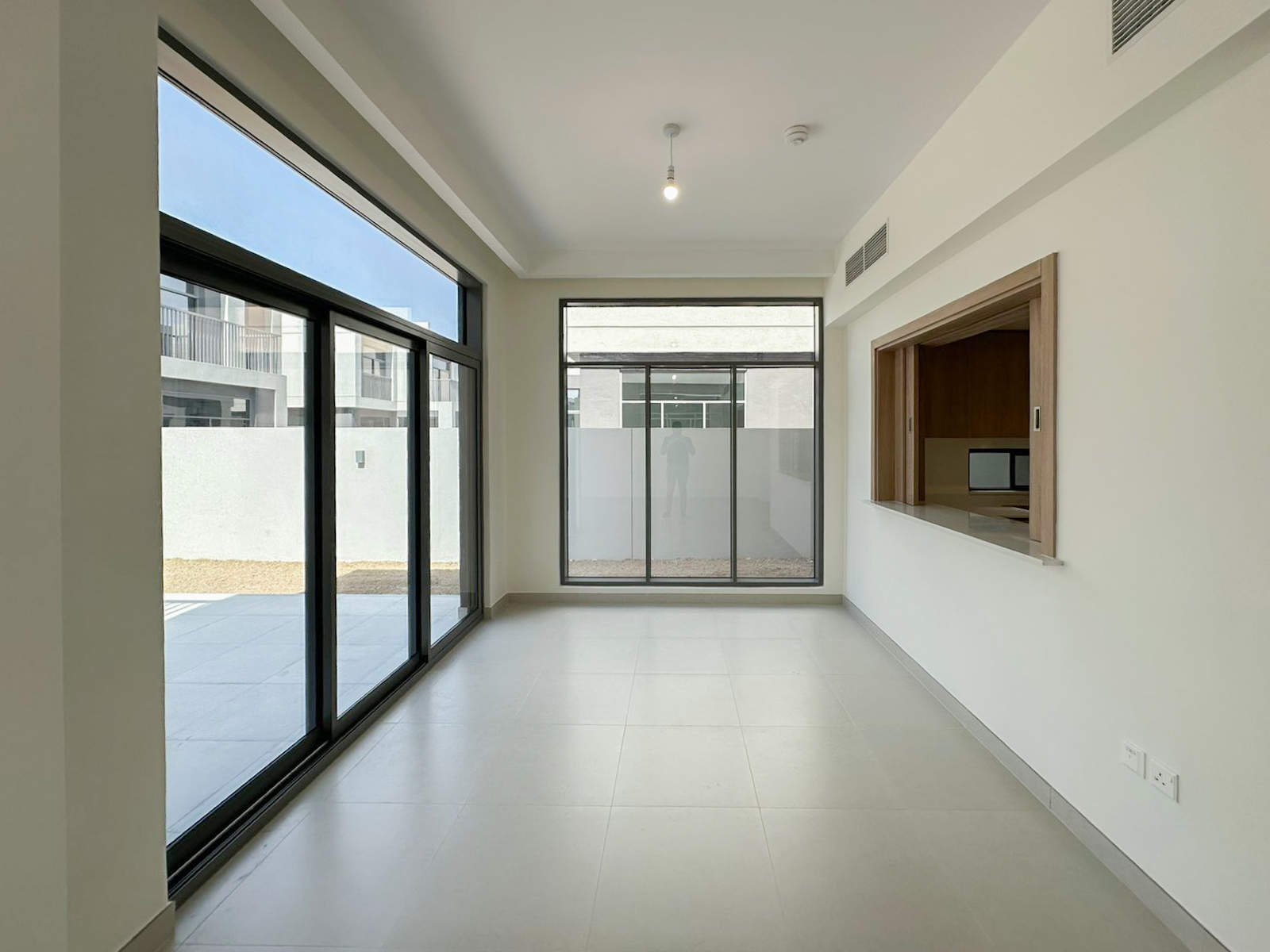 Brand New | Beachfront Living | Maid and Study
