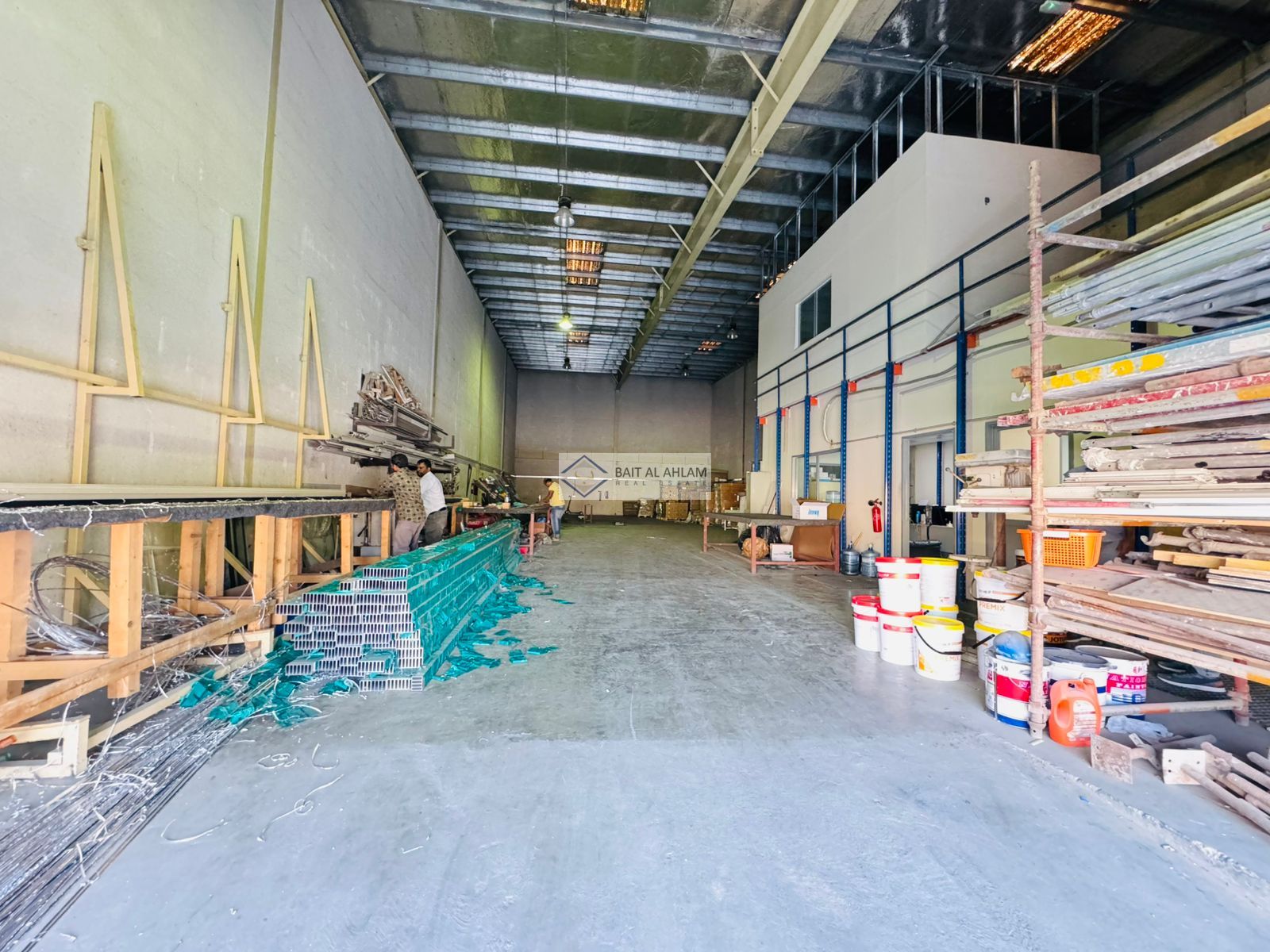 15.5 Kw Electricity/4000 Sqft warehouse for industrial area 13,Sharjah