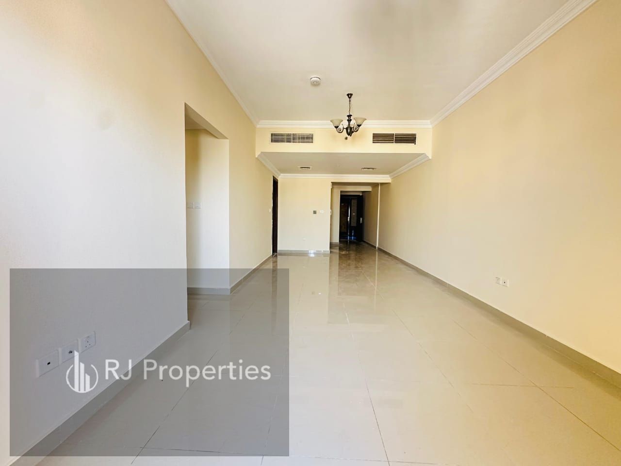 3BHK Apartment with Balcony With Covered Parking Reasonable price