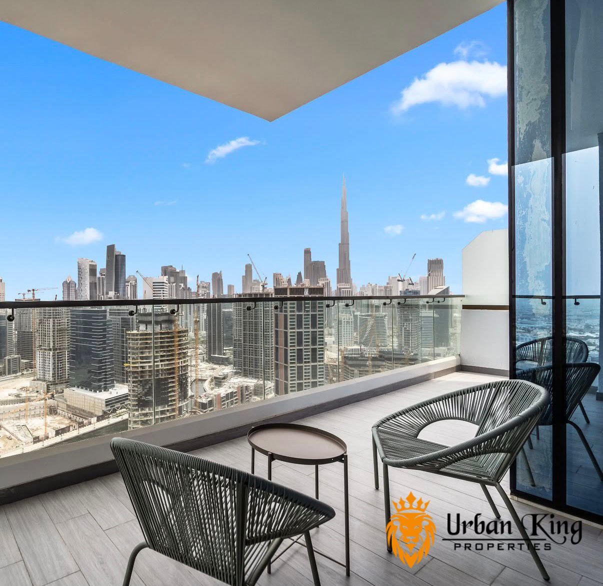 LUXURY UNIT | BILLS INCLUDED | POOL VIEW