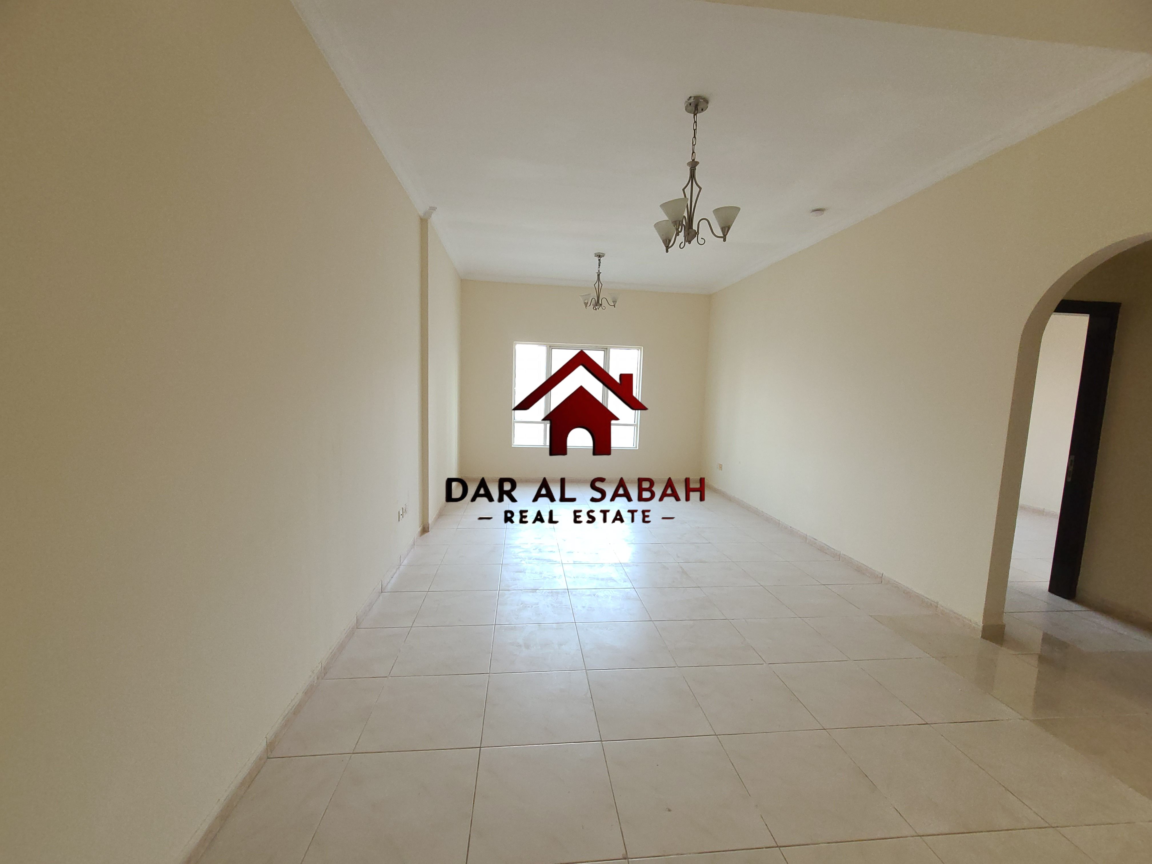 FAMLIY APPARATMENT PRIME LOCATION PARKING FREE