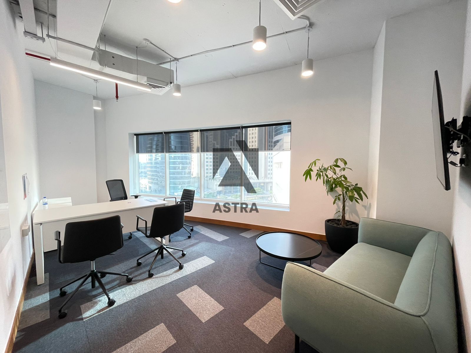 Fully Fitted | Luxurious | Elegant Office | Next To Palm Jumeirah