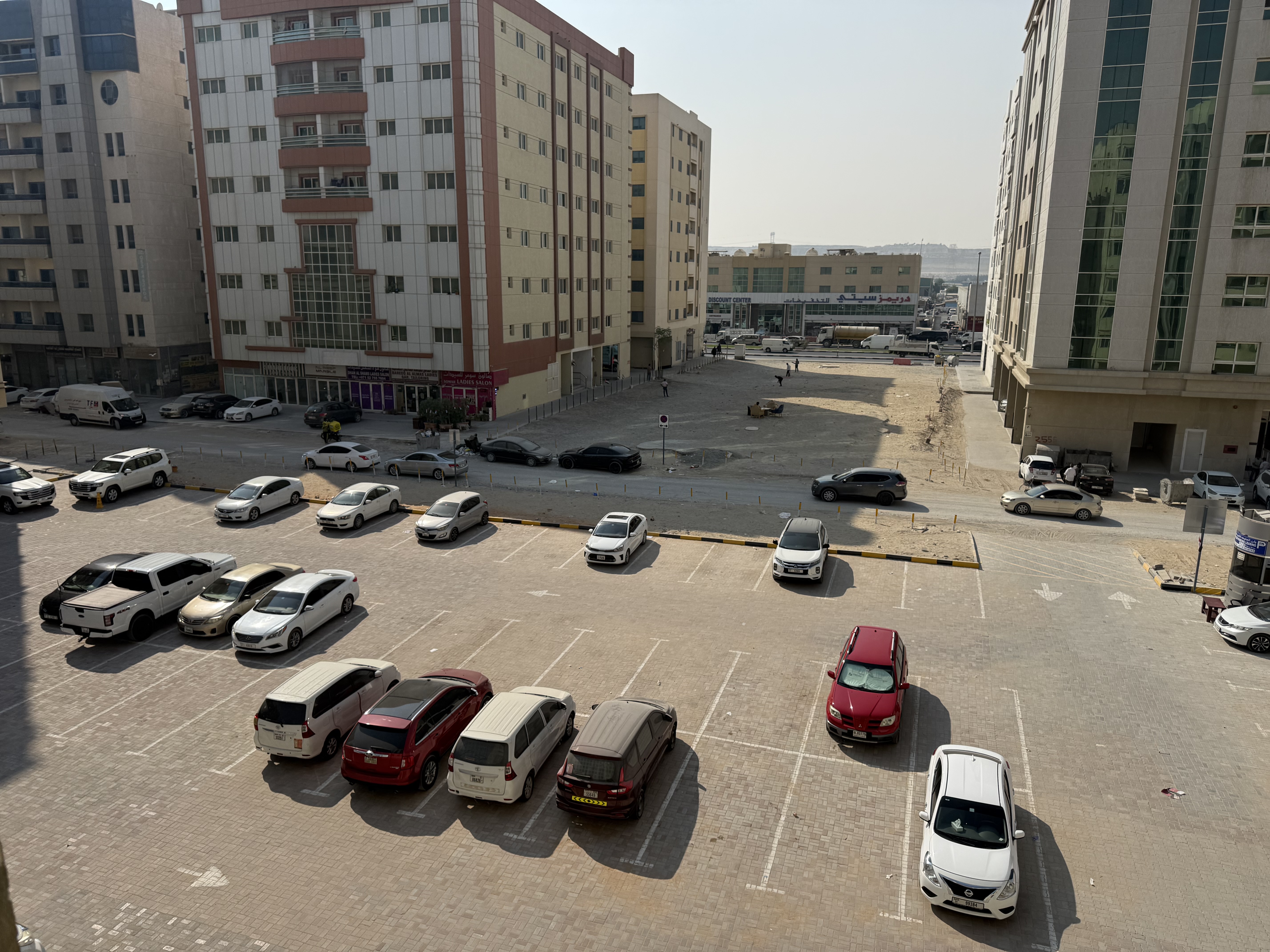 Levish 2bhk 2washroom with balcony cover parking close to Maddina shopping centre Muwaileh Sharjah
