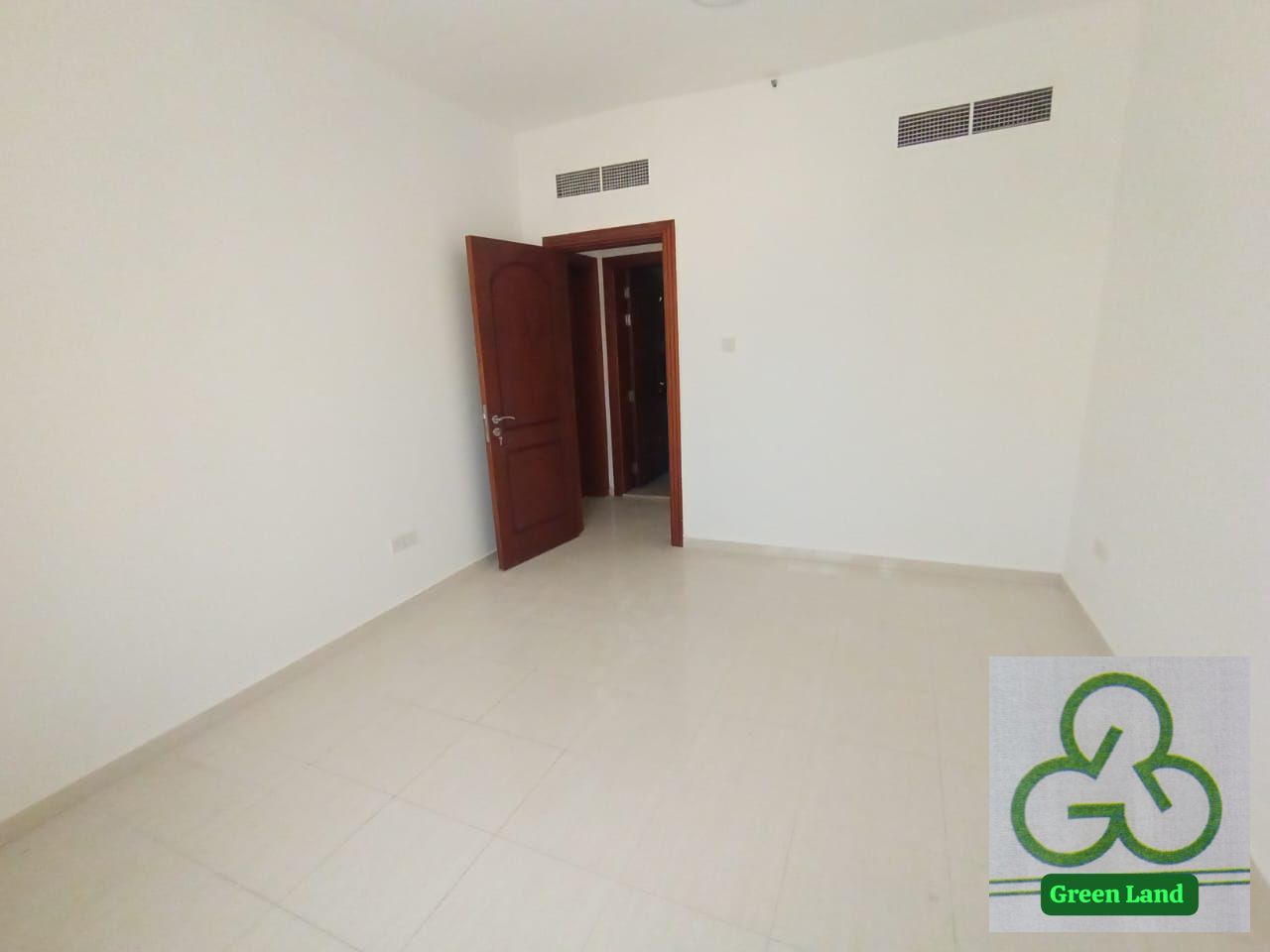 BIG STUDIO AVAILABLE FAMILY BUILDING CENTRAL AC GAS WITH BALCONY 20K