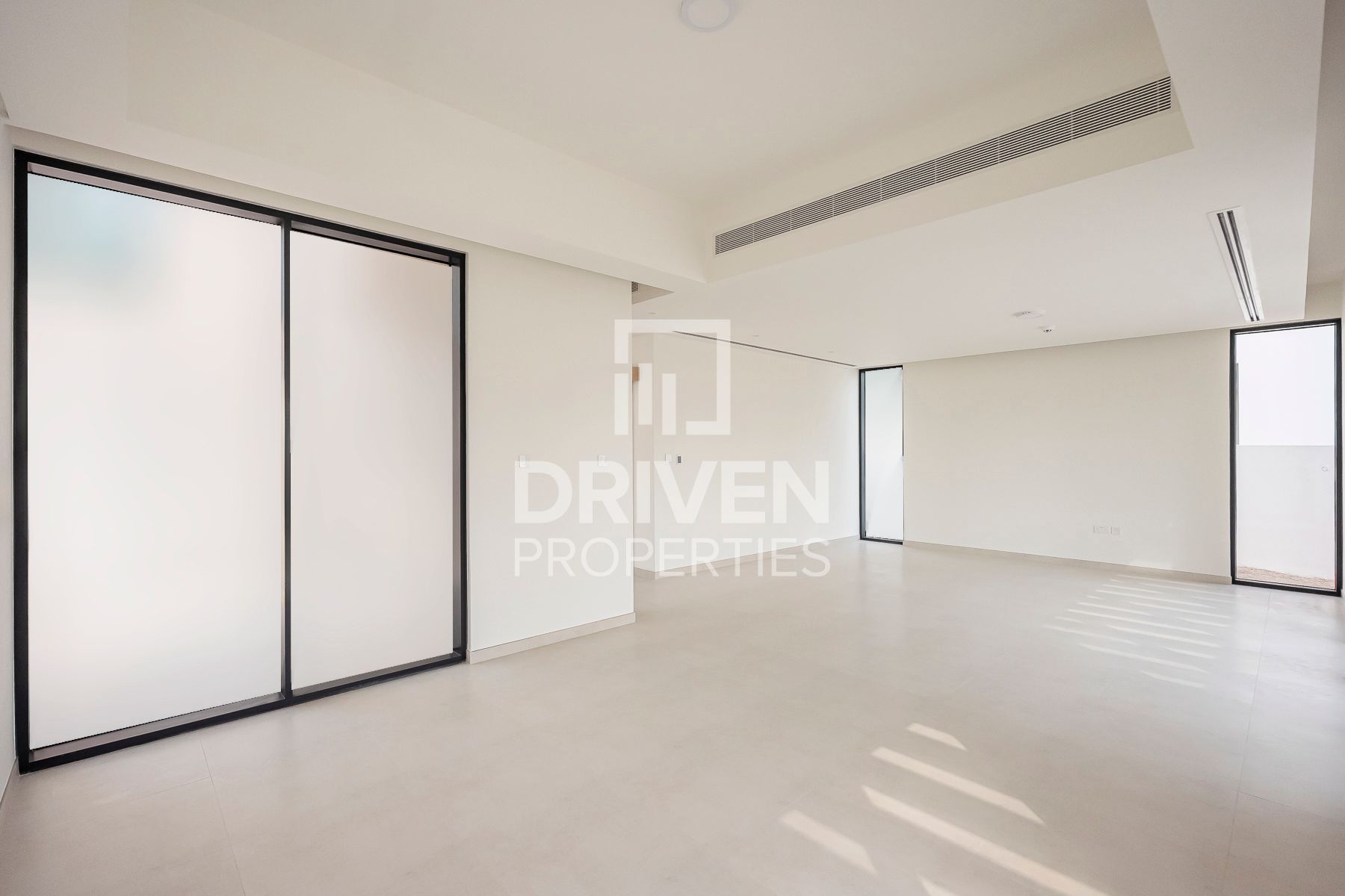 Large Plot | Prime Location | Near Amenities