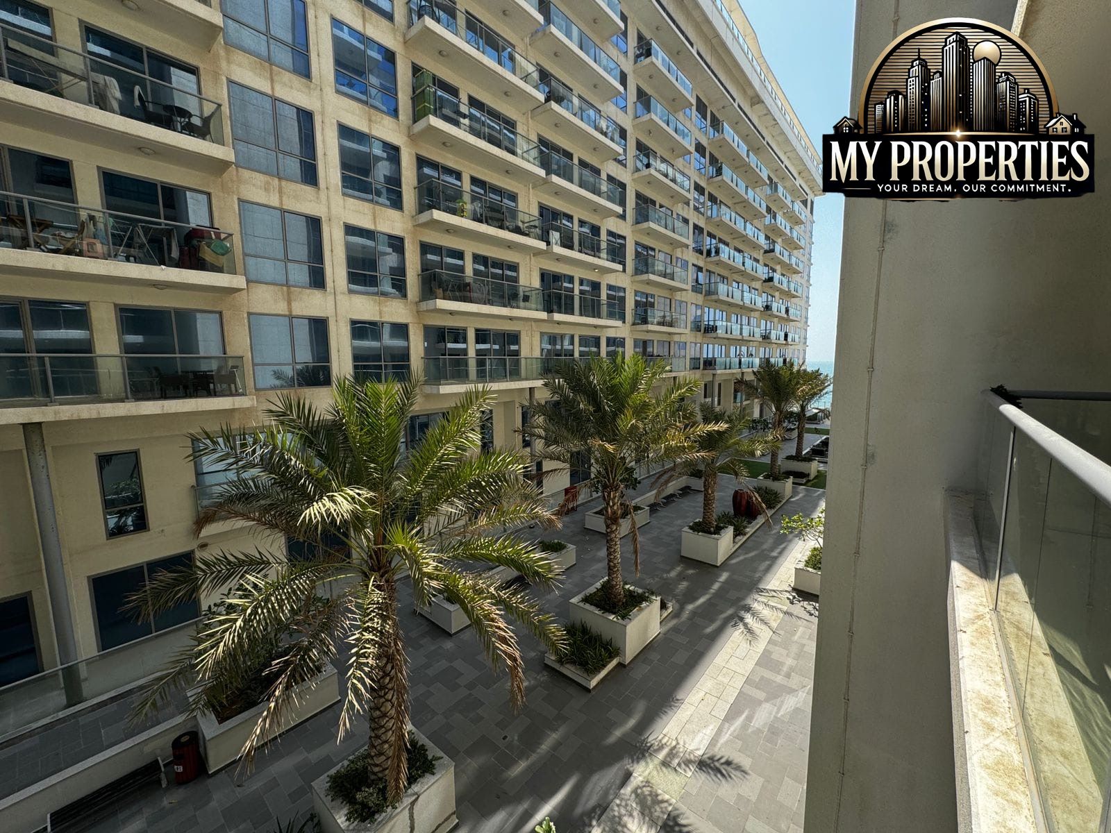 SPACIOUS 1BHK FULLY FURNISHED | BALCONY - PRIME LOCATION