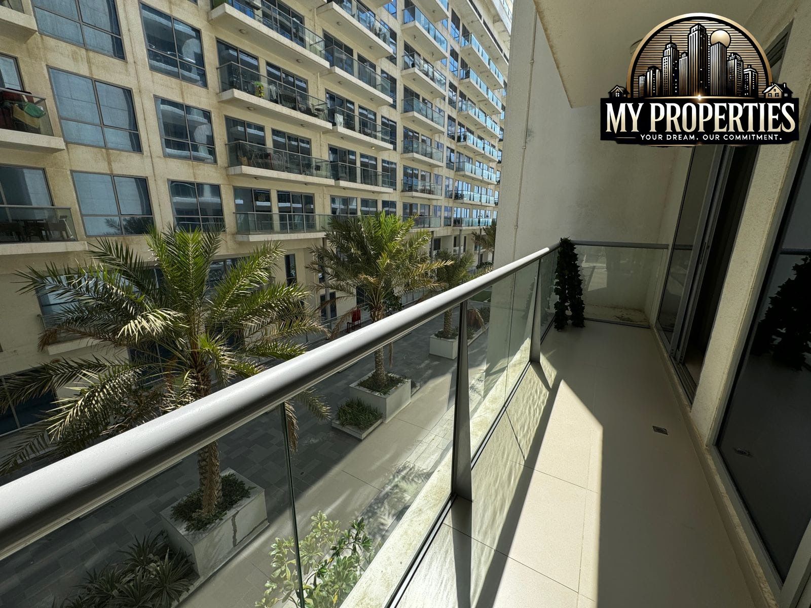 1BHK FULLY FURNISHED | BALCONY - PRIME LOCATION