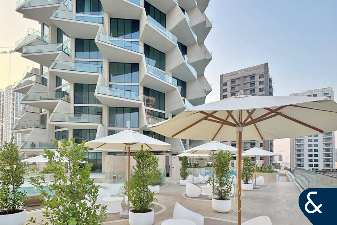 Luxury 1BR | Private Pool | Phantom JVC