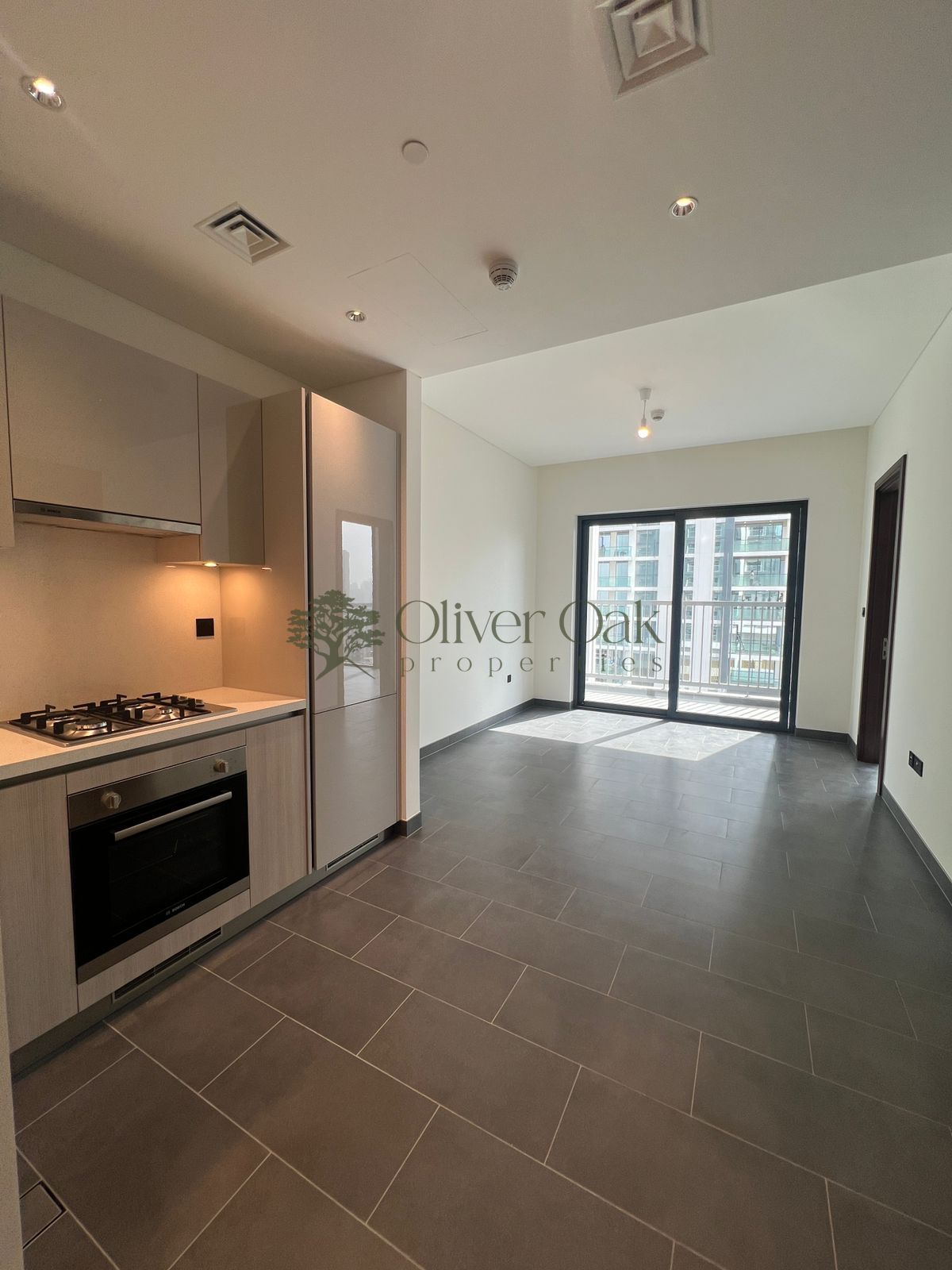 1 BD + Study | Spacious | High Floor | 2 years PHP