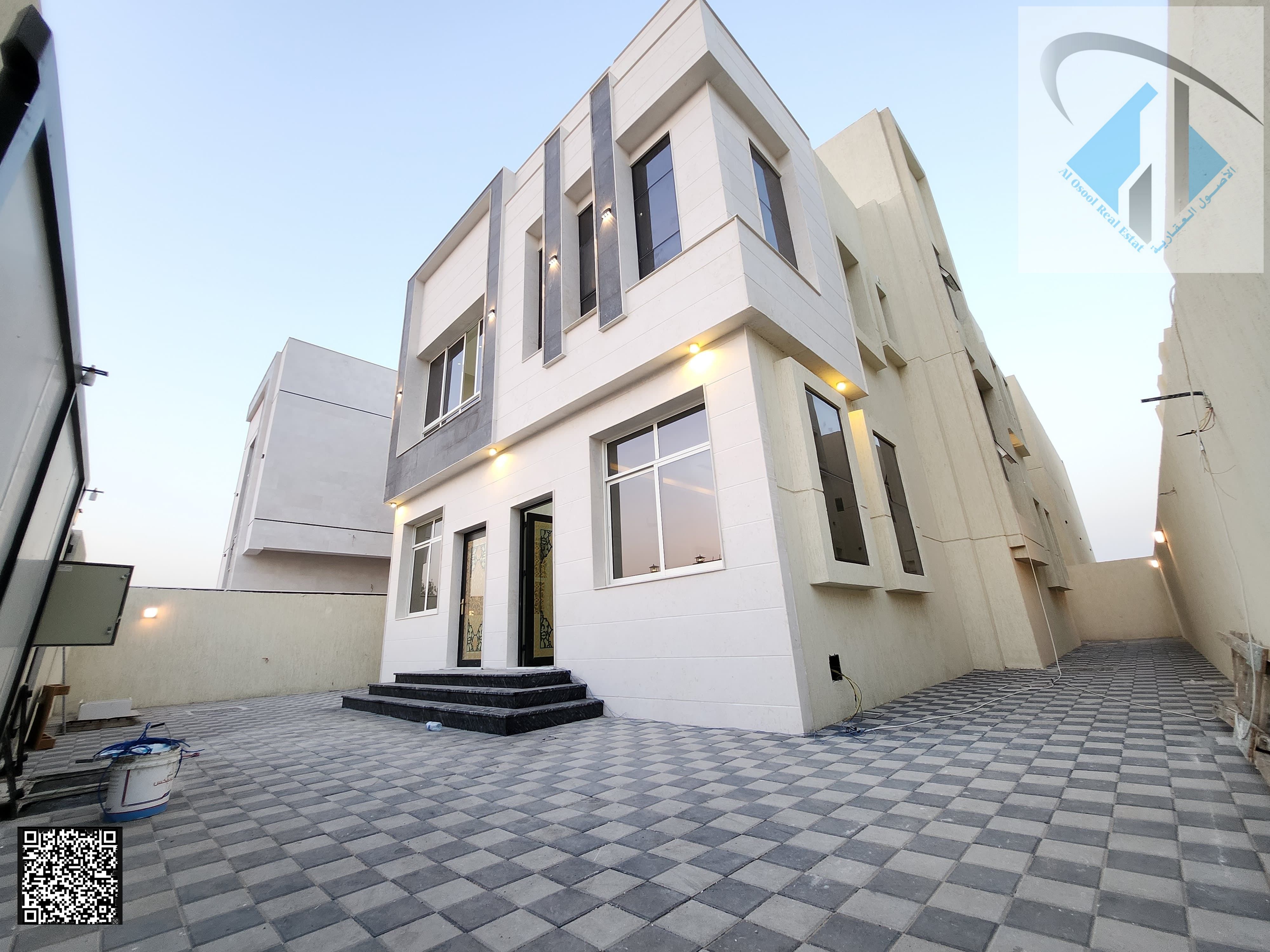 Villa for sale directly from the owner at a bargain price and without a down payment. A modern villa near the mosque, one of the most luxurious villas