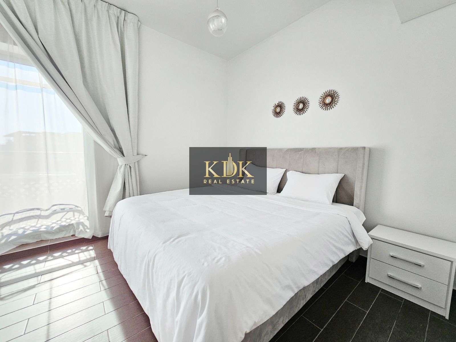 Fully Furnished | Prime location | Call Now