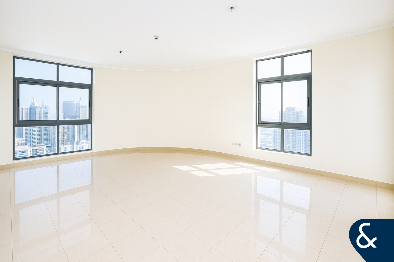 Spacious 2 Bed | Golf + Canal View | Bright