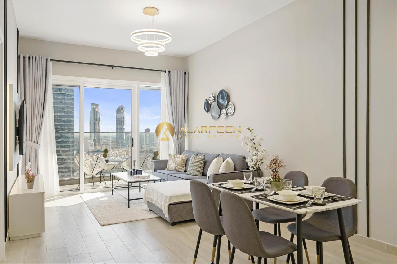 Park Facing | Spacious Layout | 12 Cheques