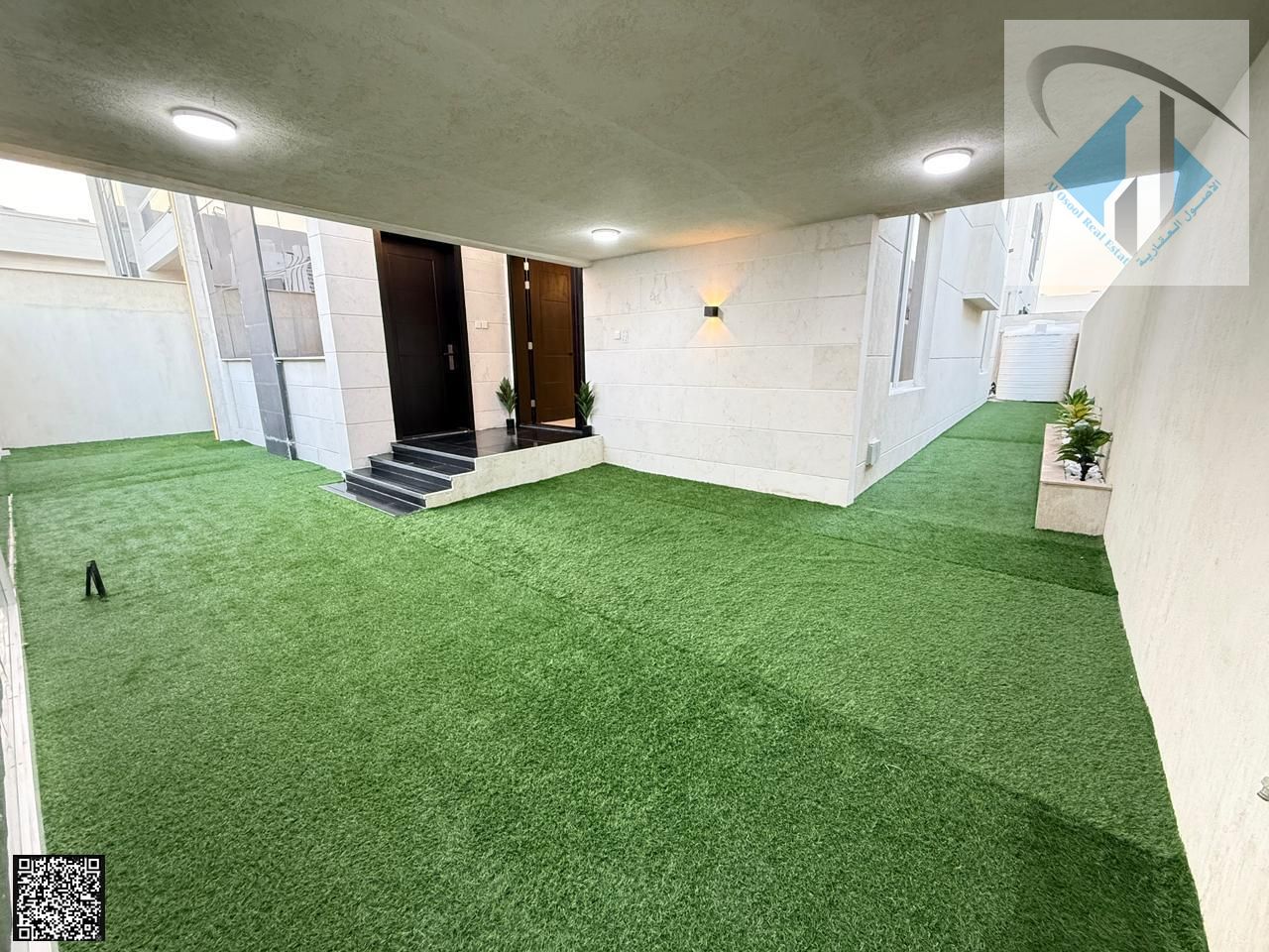 Villa for sale directly from the owner at a bargain price and without a down payment. A modern villa near the mosque, one of the most luxurious villas