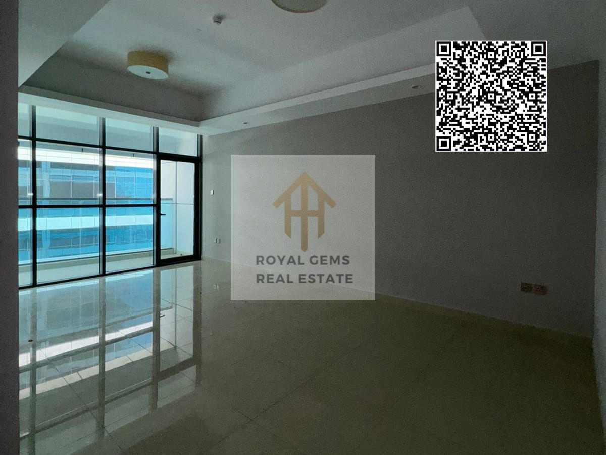 Enjoy your vacation in this distinctive apartment , with a wonderful view, 2rooms and a hall, with a parking, gym, pool and kid's play area