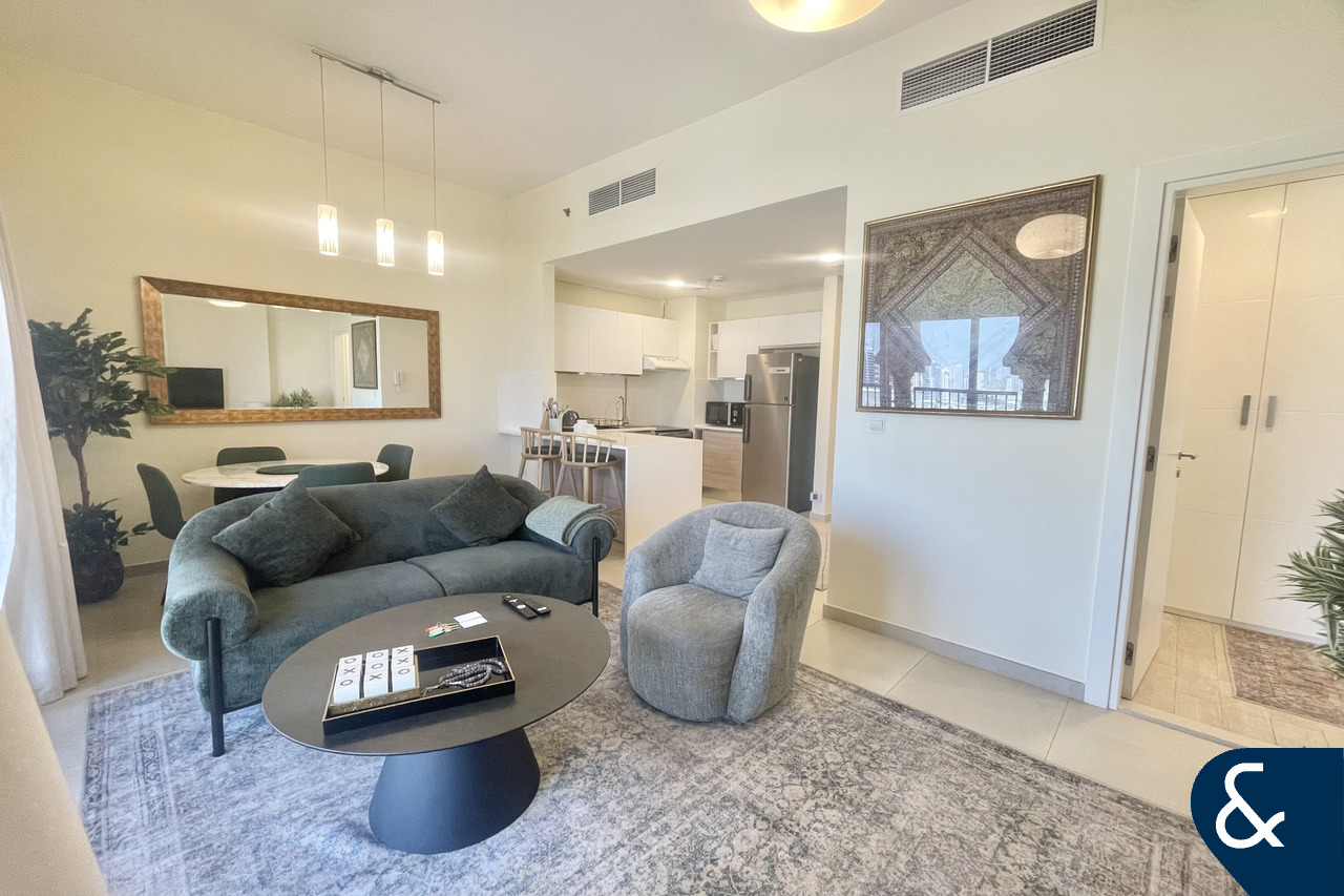 Well Maintained | Furnished | Vacant | 1 Bed