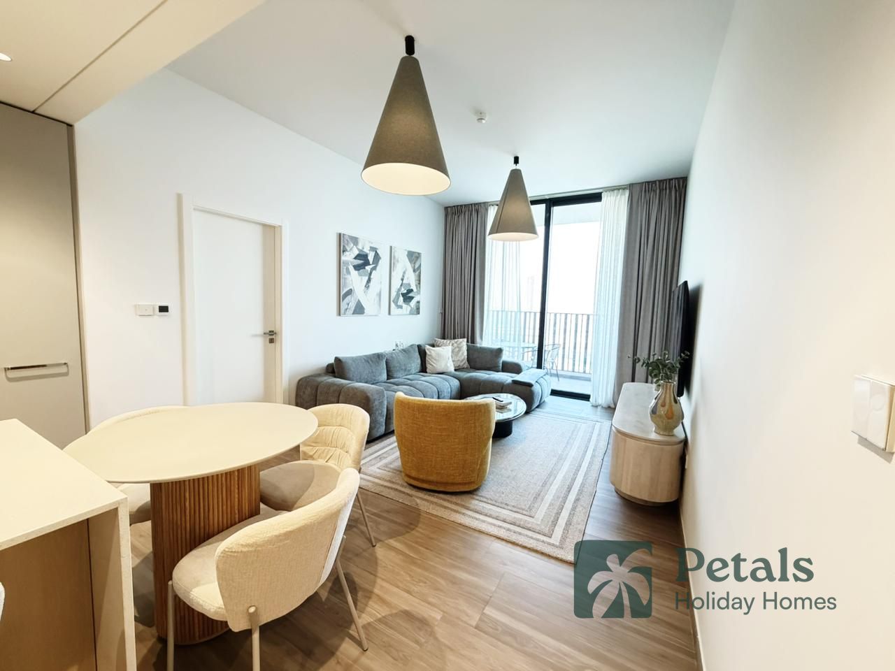 Stylish Comfort Awaits – Short-Term Stay at Belgravia Heights 2, JVC