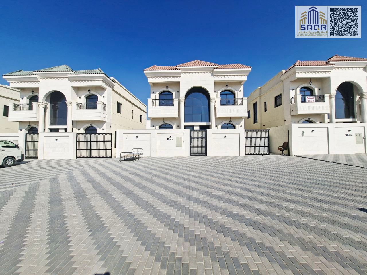 Deluxe villa with a classic design and swimming pool. Freehold ownership for all nationalities. Bank financing available. Affordable monthly installme