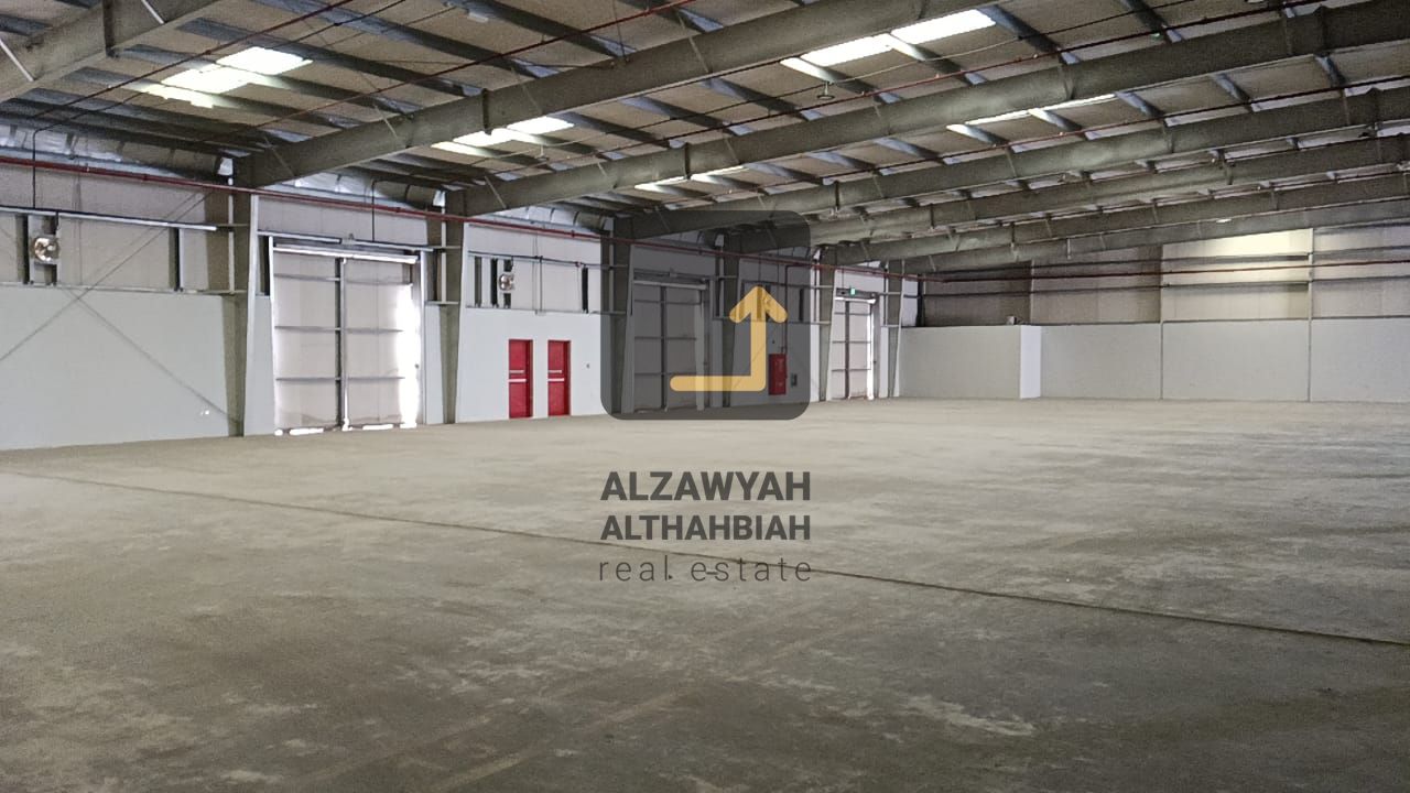 Premium Warehouse for Rent in Sajaa Industrial Area – 23,360 sq. ft – 35 kV Power