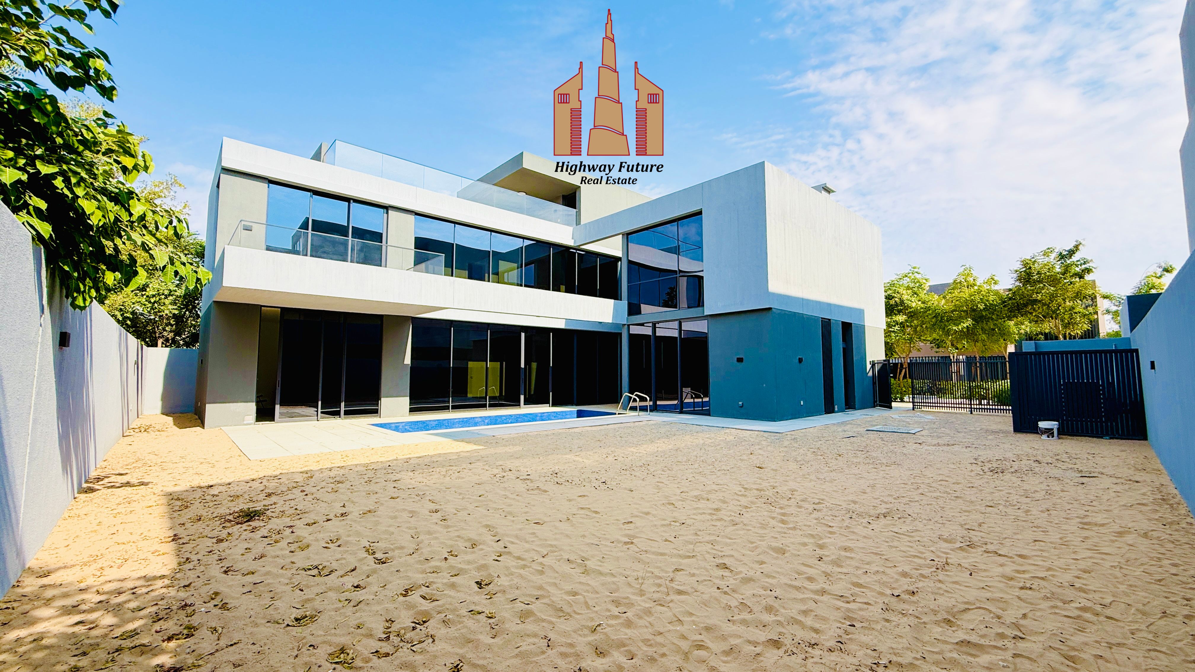 Luxury 5BR Villa With Pool For Rent In Masaar