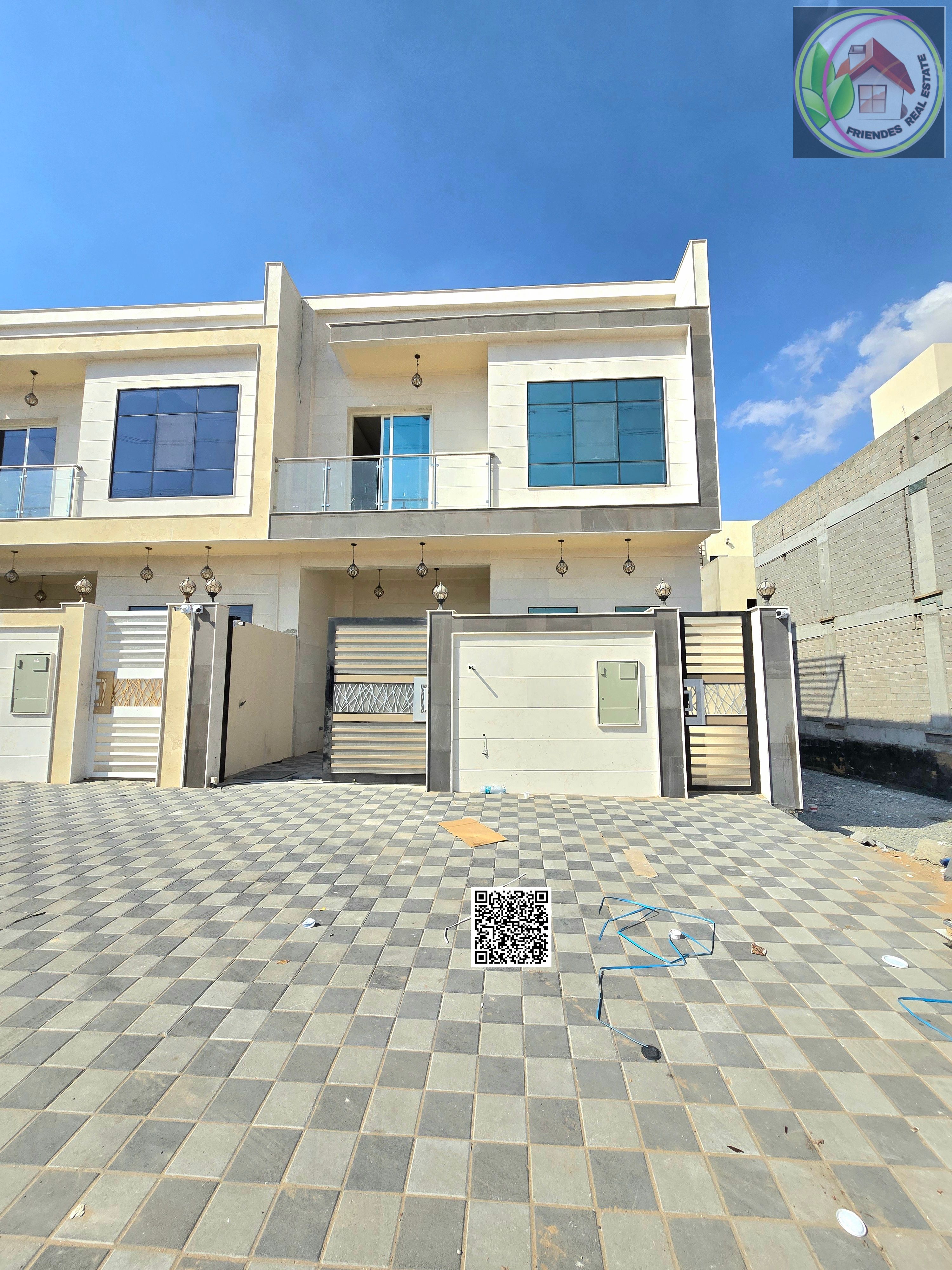 Stone villa for sale, fully registered, attractive price, freehold ownership and inheritance.