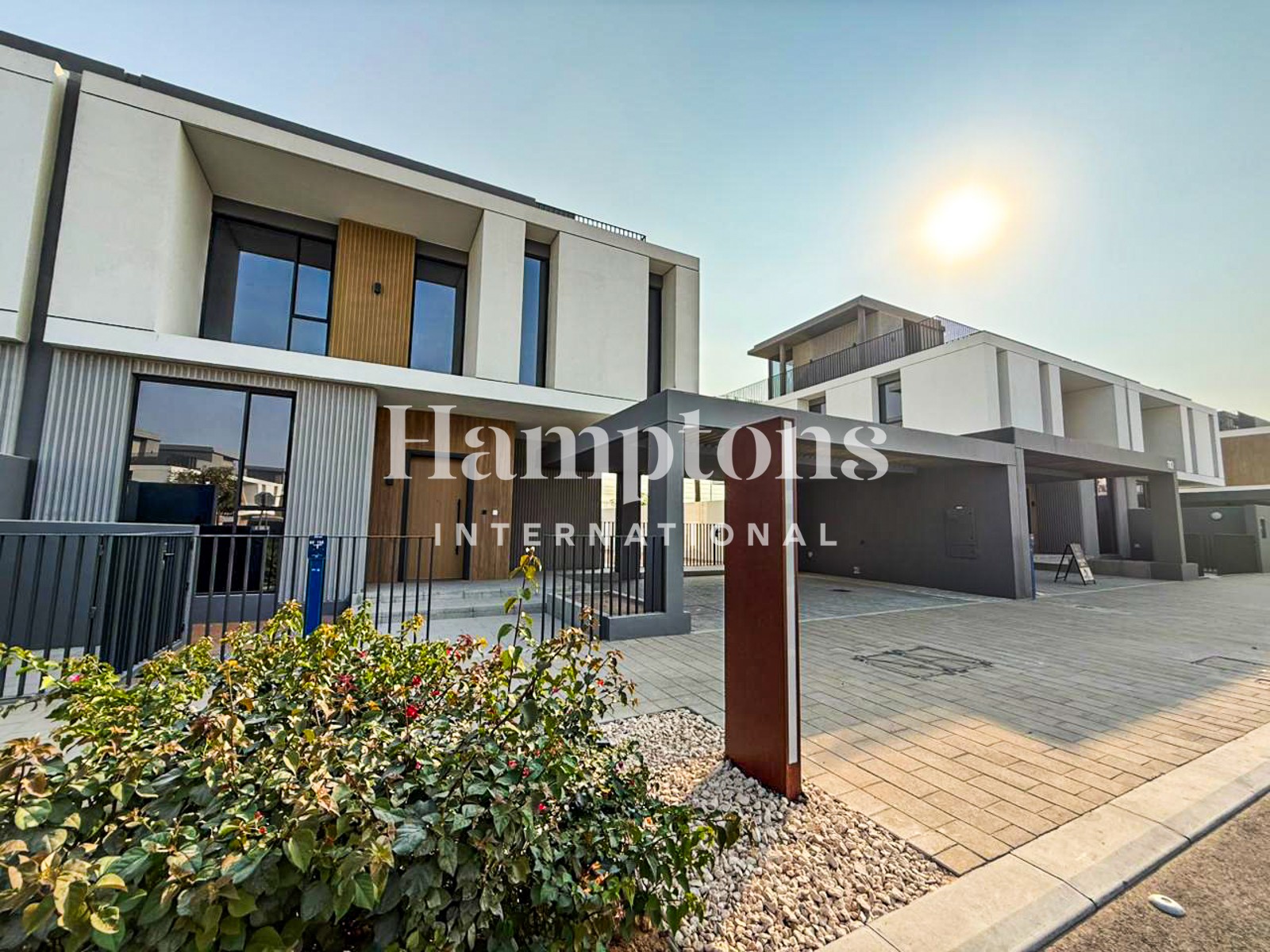 Ready to Move-in | Brand New | Close to Pool