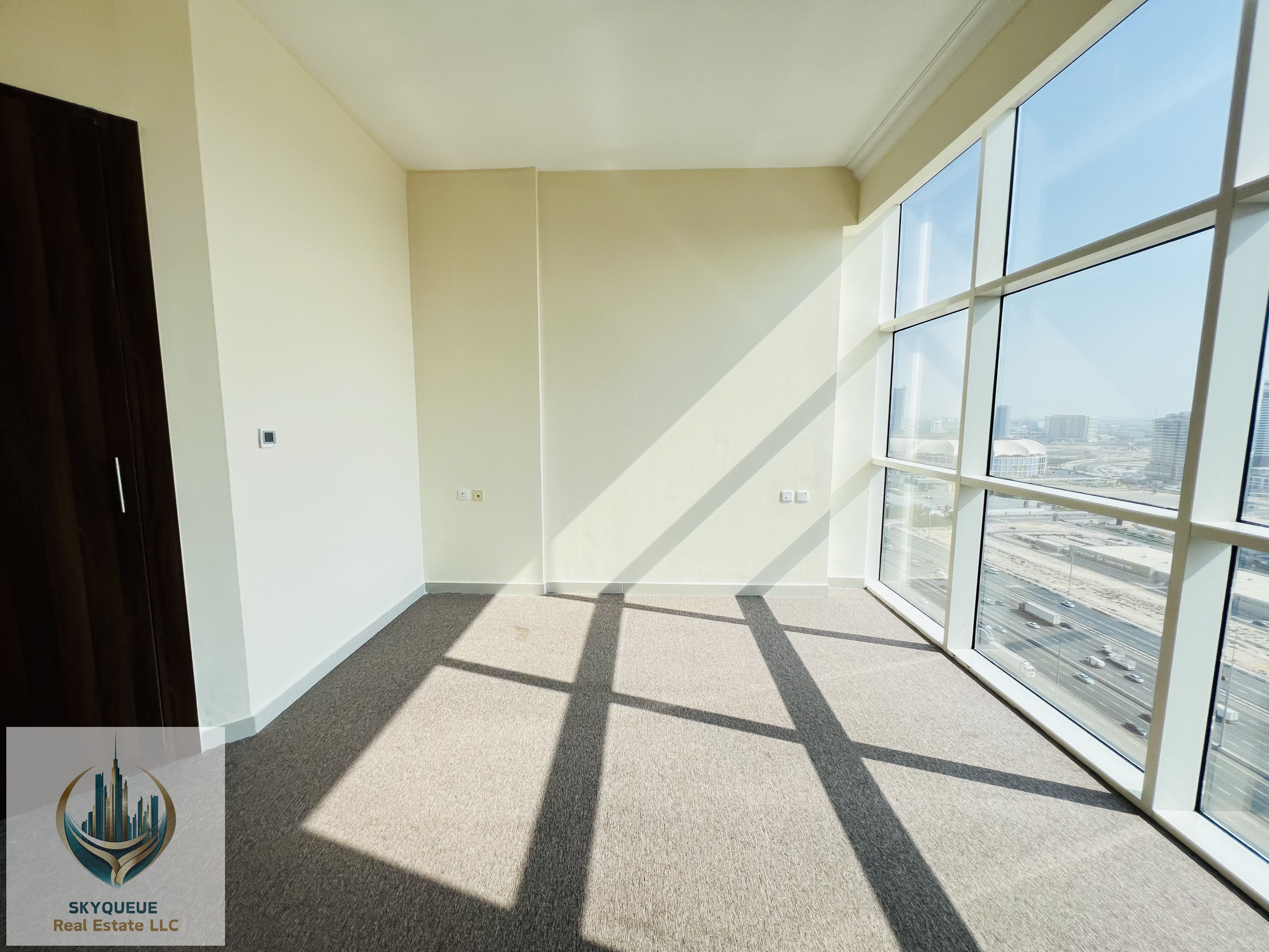 Lavish Apartment | Stadium View | Higher Floor