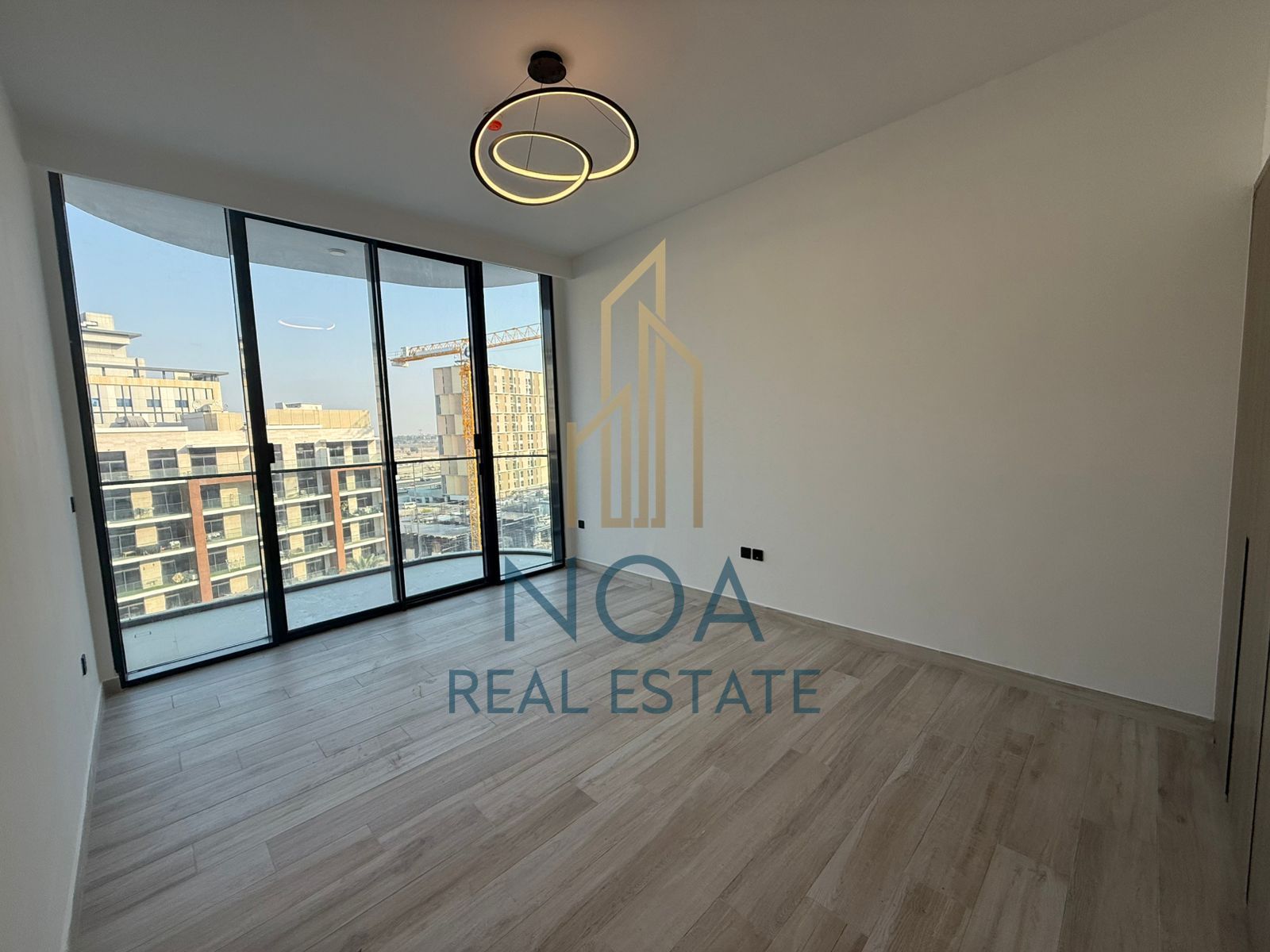 FULLY FURNISHED| 12 CHEQUES| POOL VIEW AND CHILLER FREE