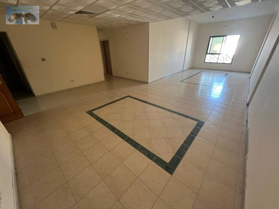 2BHK apartment for rent in Al Rashidiya, Old Murour Street, opposite Ajman One Towers. Spacious, clean finishing, prime location, with flexible 4 or 6