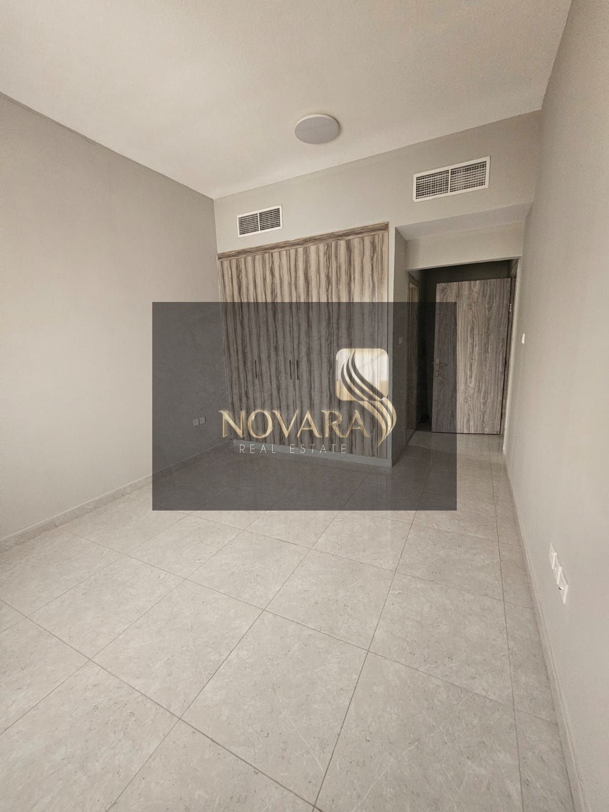 Luxury apartment for annual rent in Ajman - Al Jurf Industrial Area 3 (behind the Chinese market)