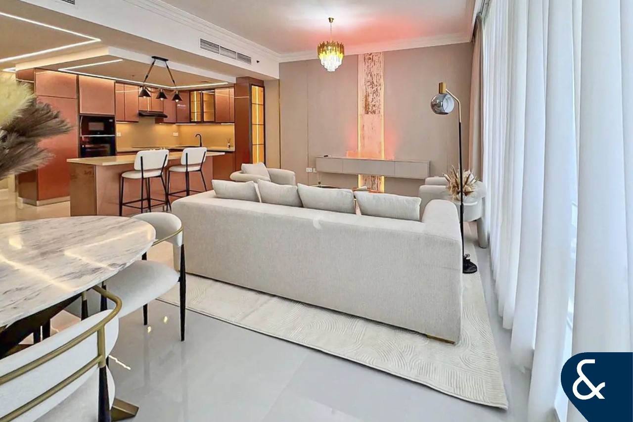 Fully Upgraded | 2 Bedroom | Large Layout