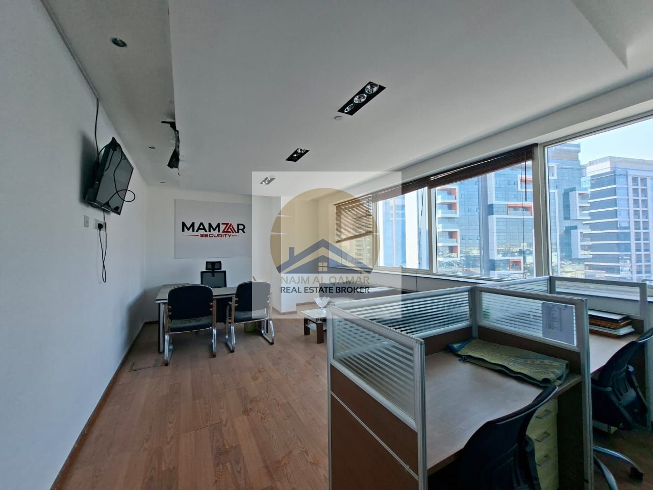 Chiller free Office 3660 Sqft rent 440k with parkings