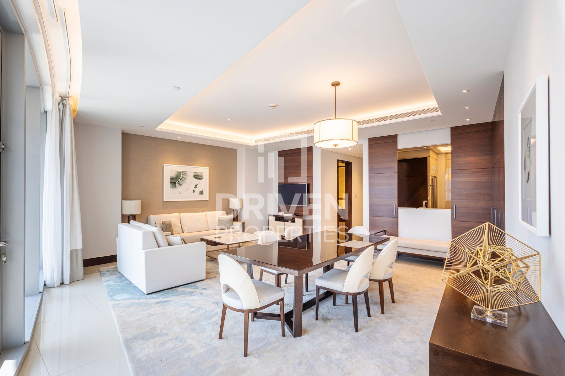 Fully Furnished | Stunning Downtown Views