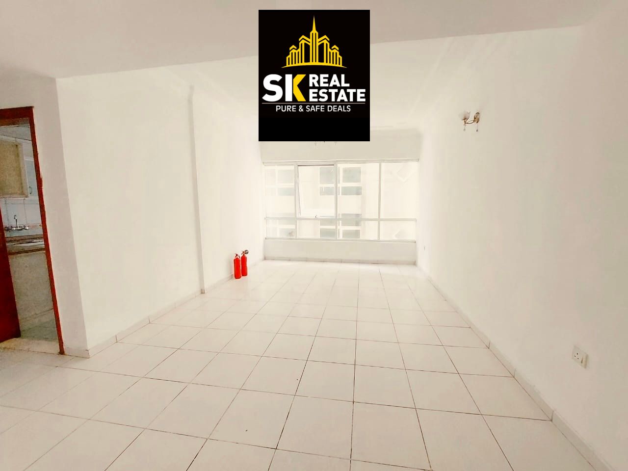 SPACIOUS AND BEAUTIFUL 1BHK RENT 40k WITH FREE GYM AND SWIMMING POOL