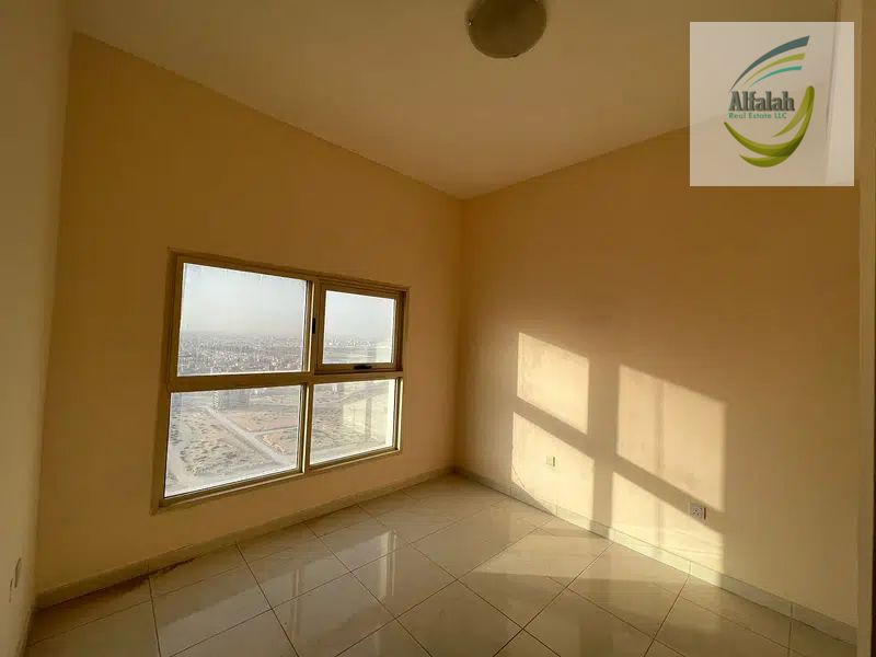 "Affordable 1BHK in LILIES TOWER – Parking + Close Kitchen"