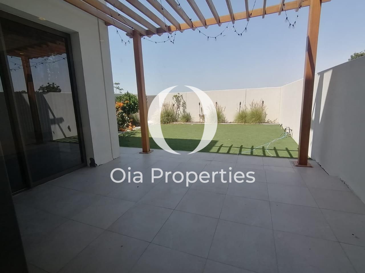 Single Row | 3 BHK + Maid | Ready to Move