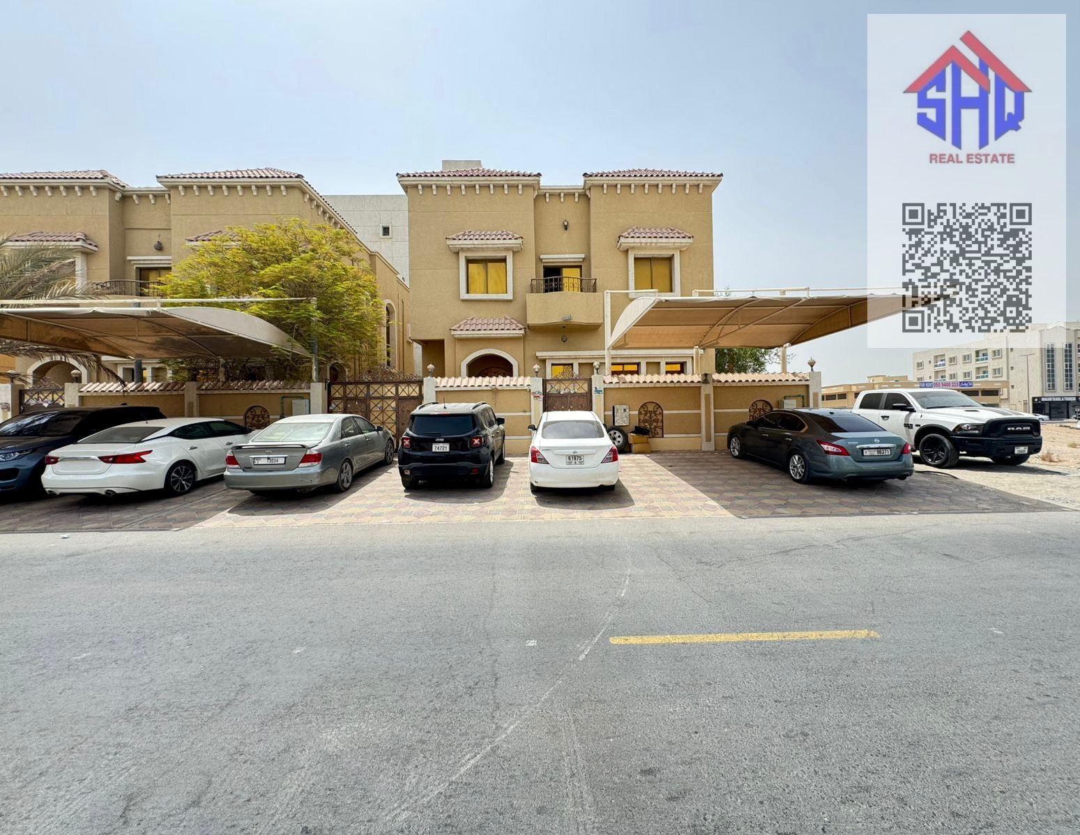 Commercial and residential villa corner for sale with water and electricity and AC Freehold