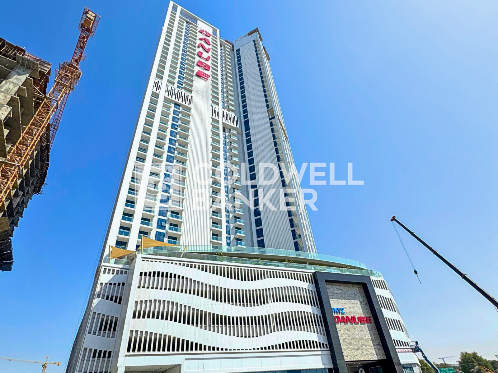 Luxury Apartment | Amazing View | Vacant