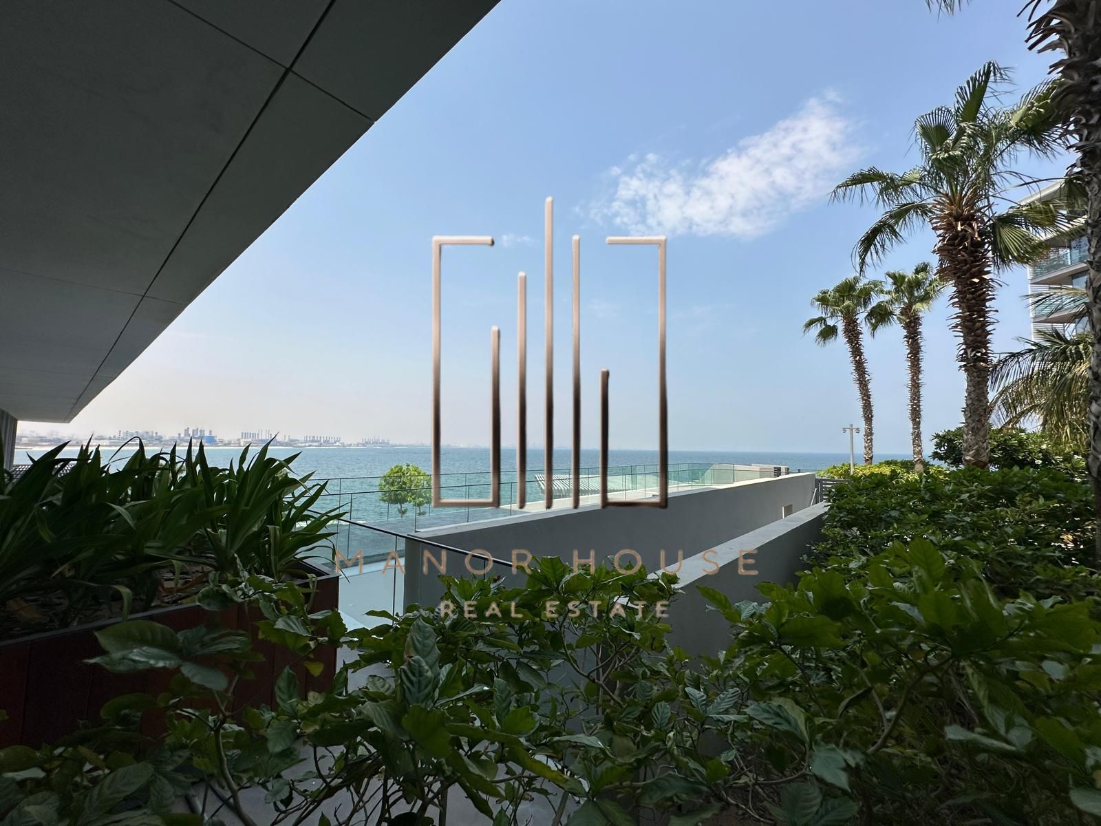 Vacant | Sea View and Garden | Fully Furnished