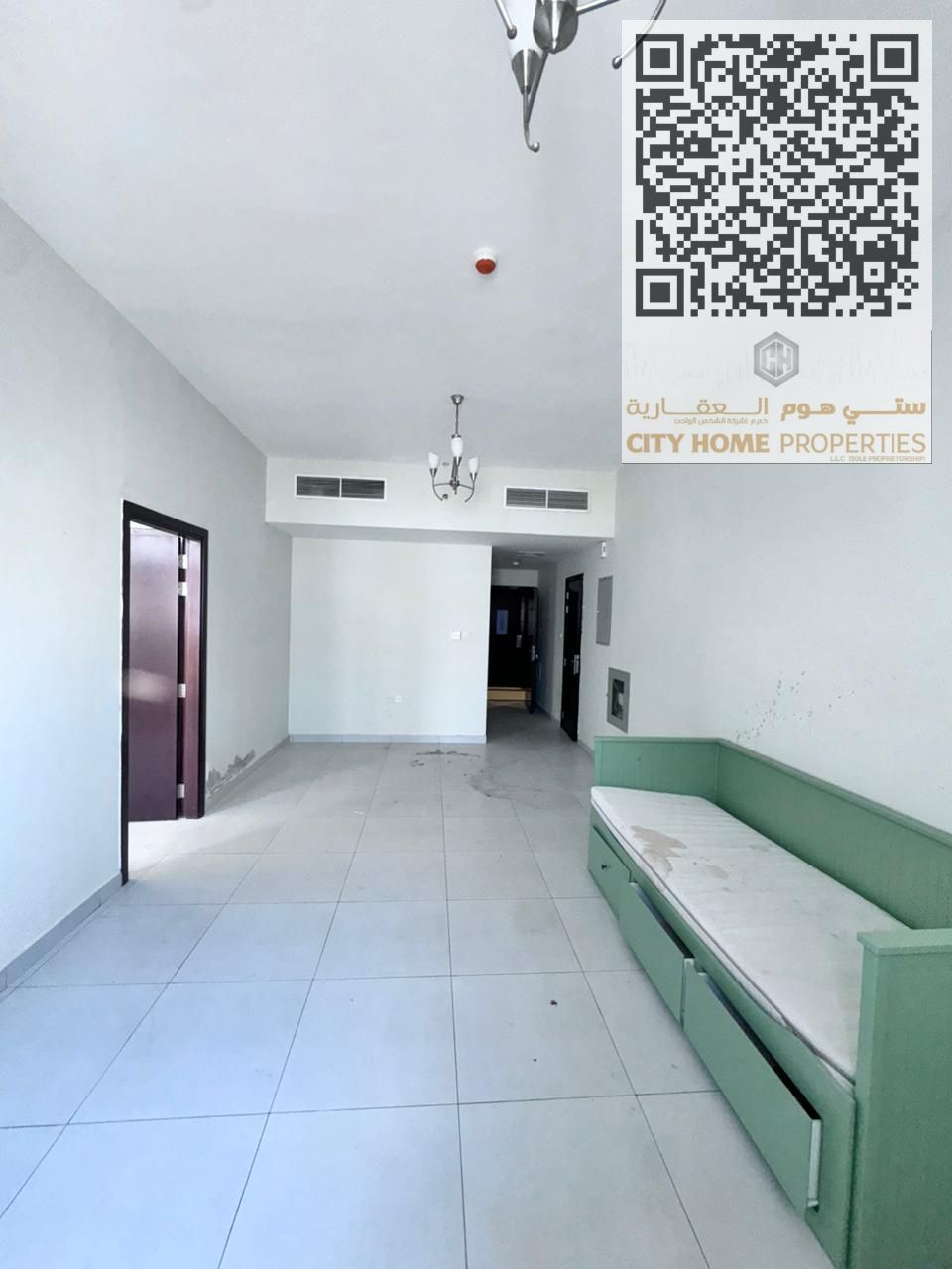 For Rent – Master Bedroom + Hall Apartment with Central AC Spacious unit – Strategic location Large master bedroom with an internal bathroom