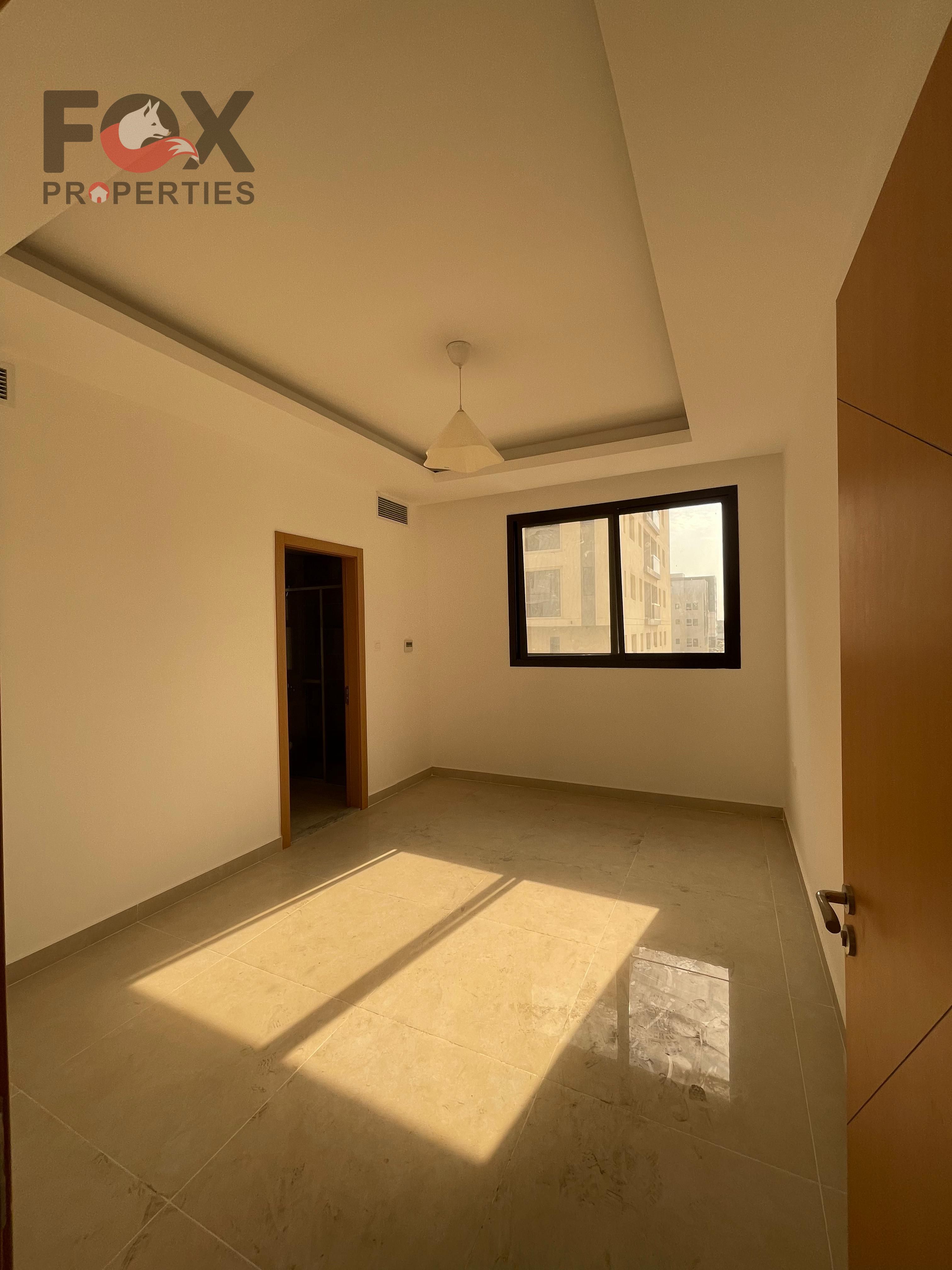 First-tenant in a brand-new building with modern finishes, an excellent price, easy payment plans, a prime location, and quick access to Sharjah and D