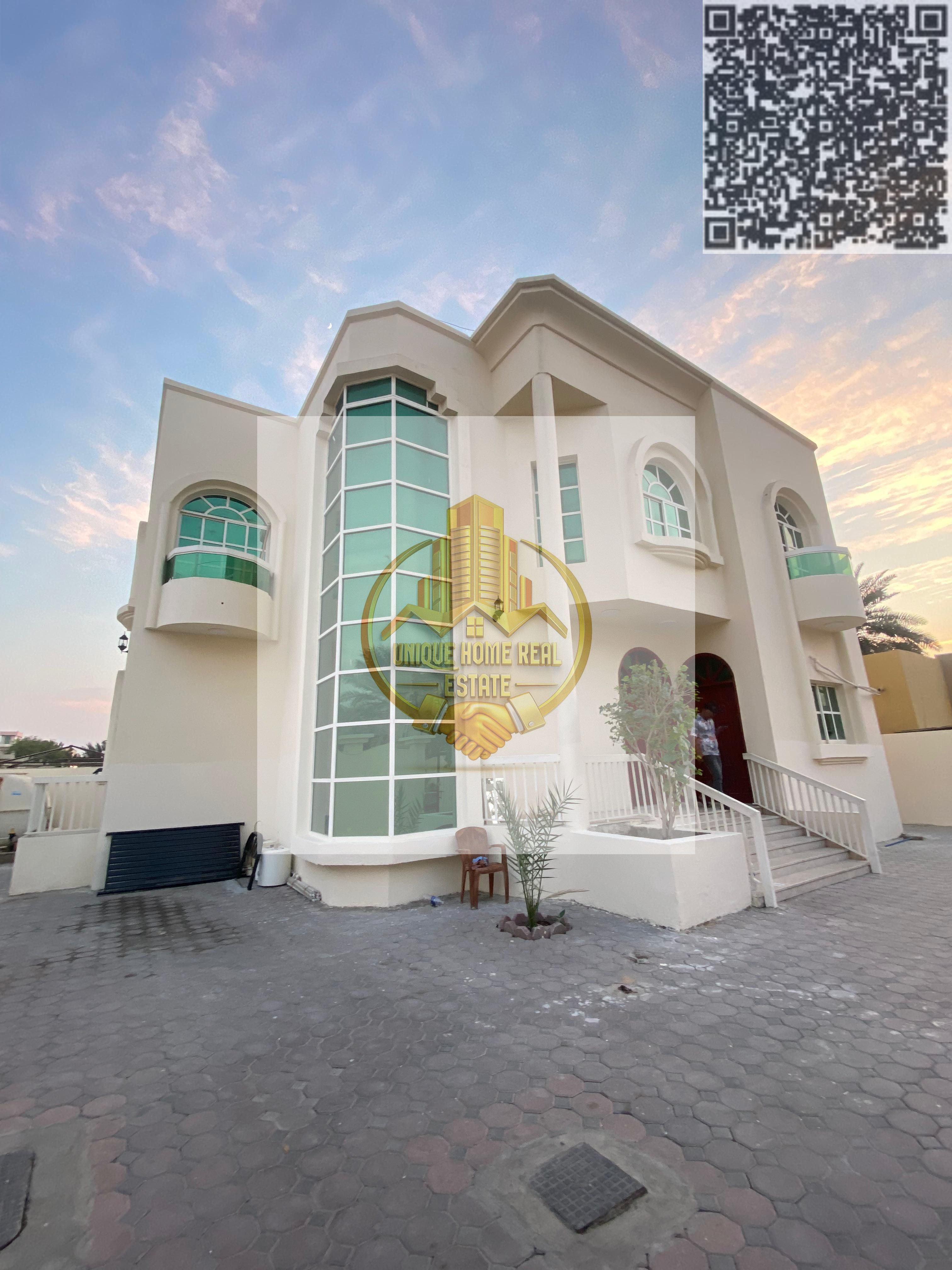 5-Bedroom Villa for Rent in Al Rawdha 3 - Excellent location on the corner of two streets,