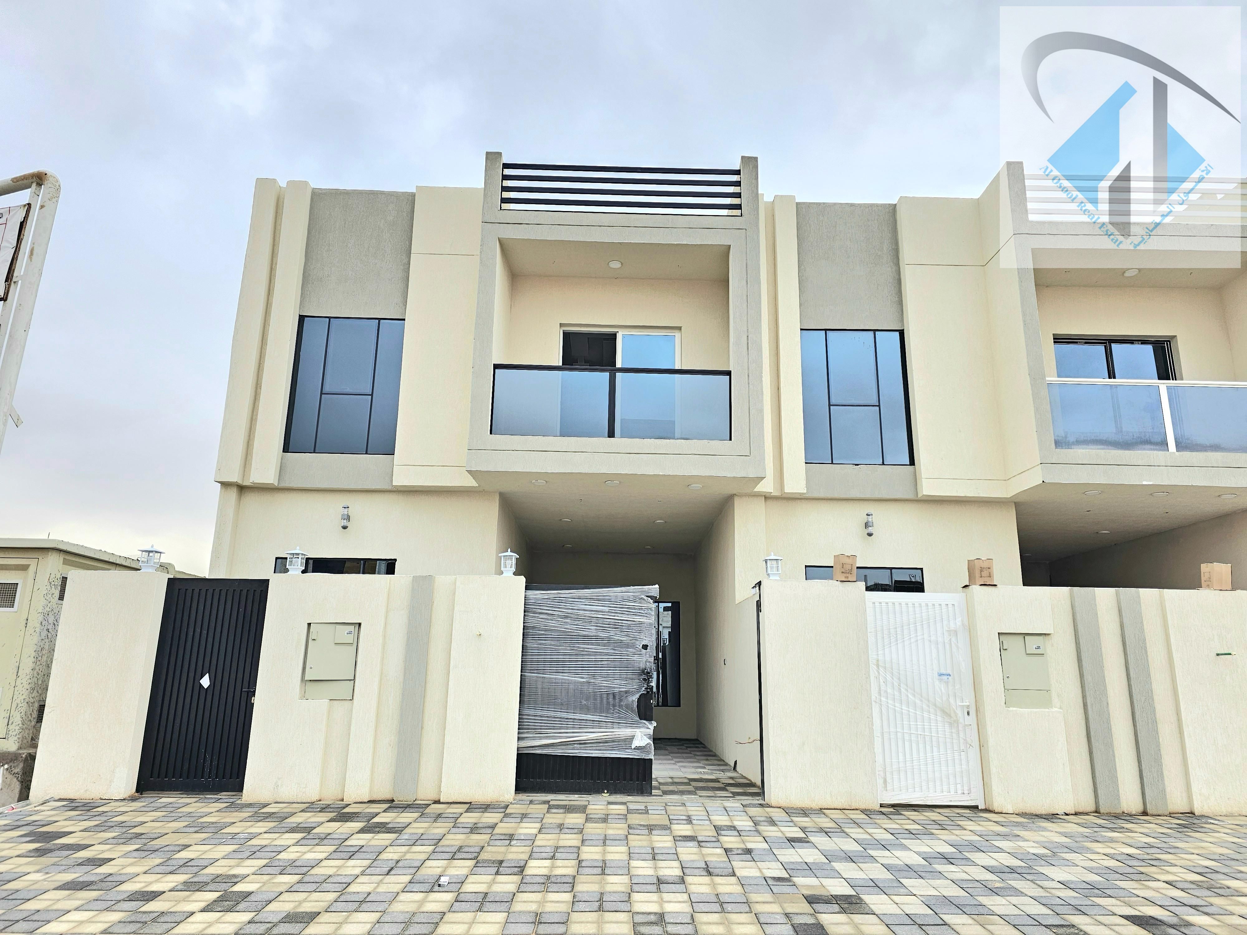 A villa with 4 bedrooms is for sale at a very special price and location, including fees, with a monthly installment of 5500 dirhams.