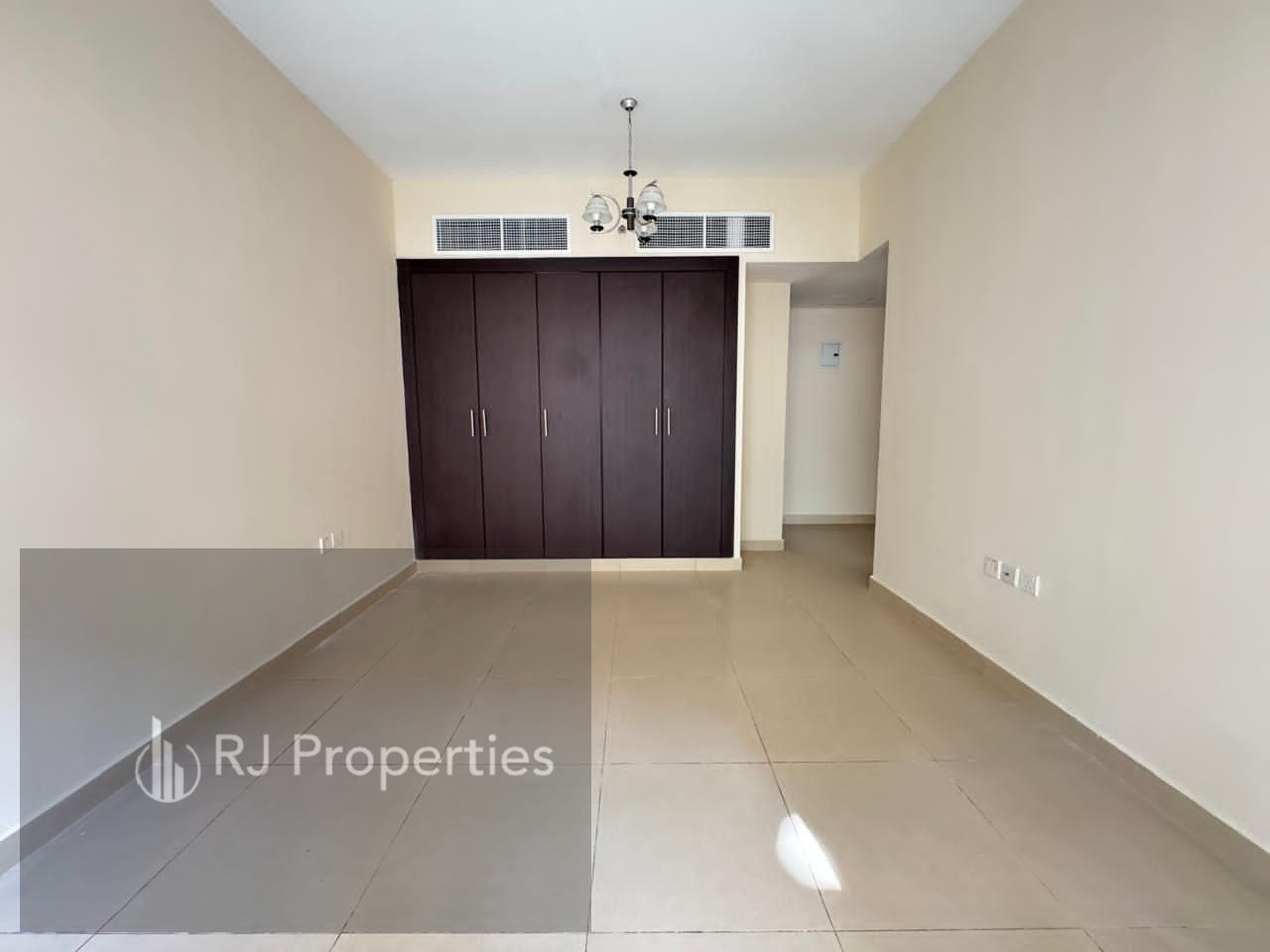 School Zone luxury 1bhk with waderobe balcony parking only jest 44k