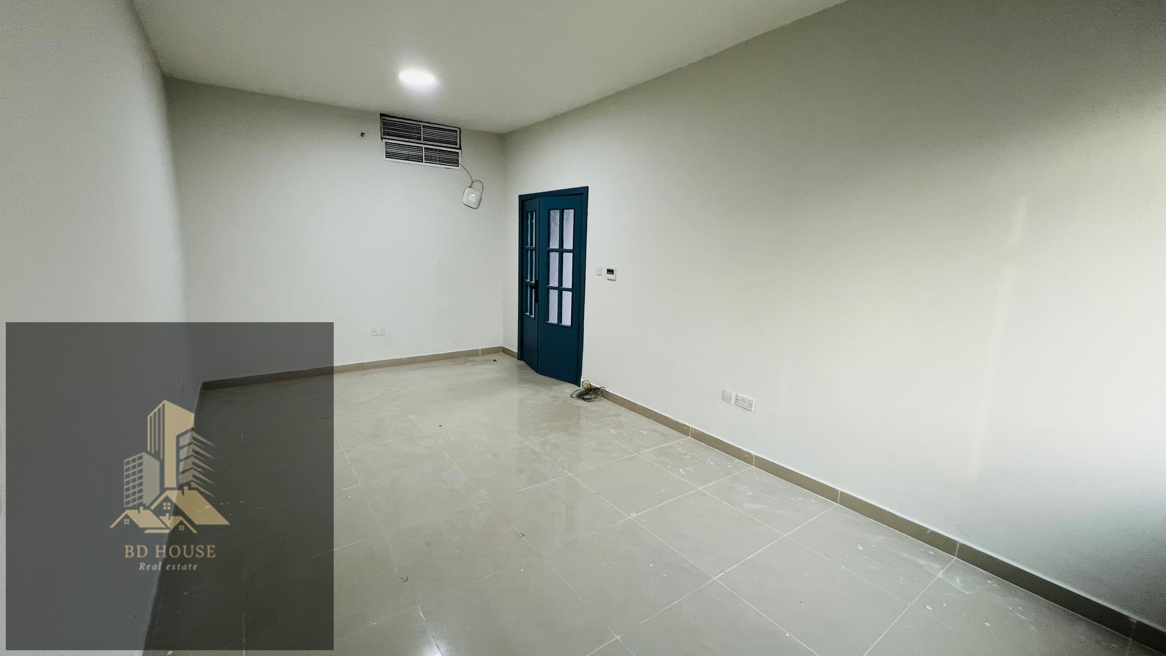 BRAND NEW SPACIOUS APARTMENT AVAILABLE IN MBZ